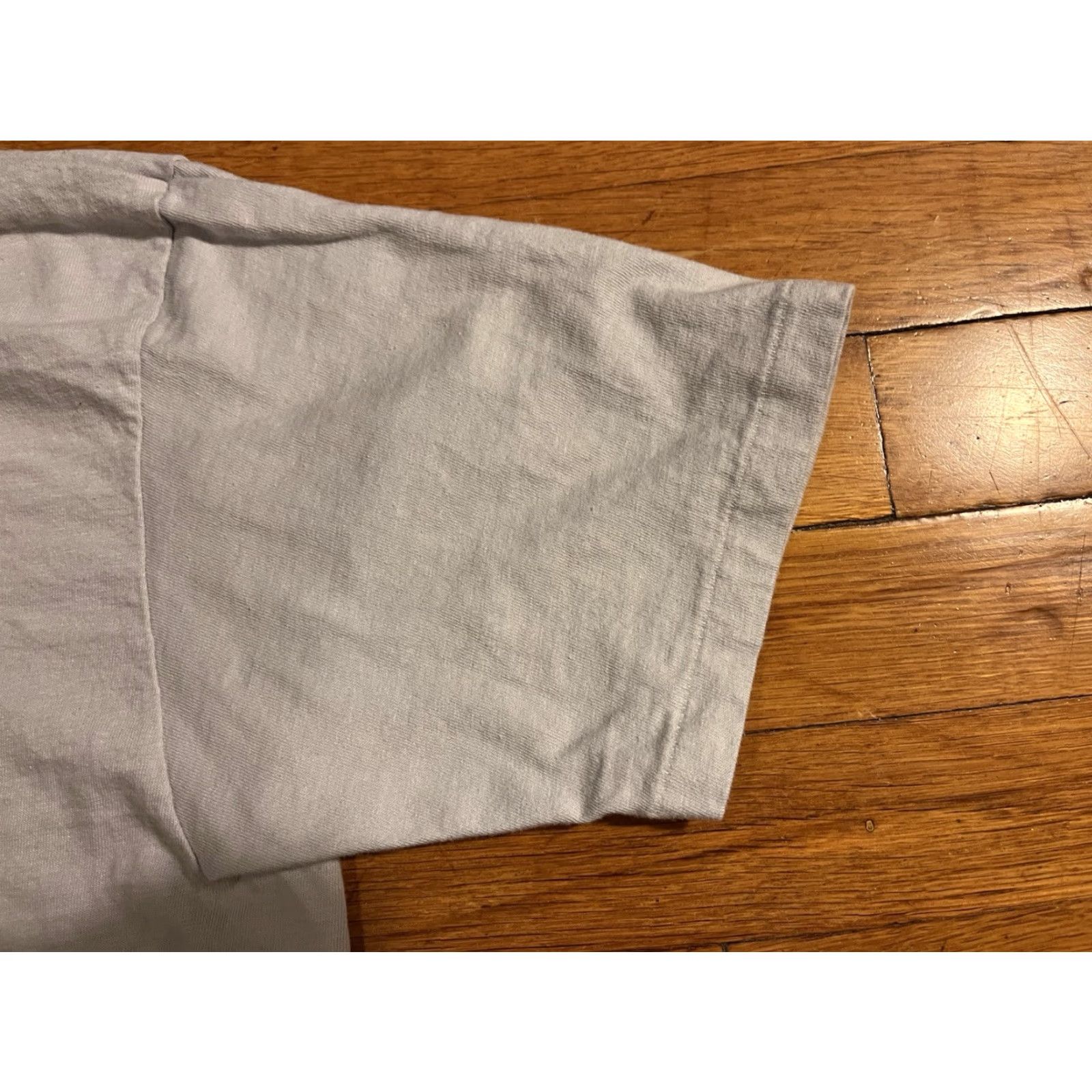 Hanes VINTAGE MGM UA United Artists Shirt Men’s L Grey 80s Graphic Print Crew Neck Short Sleeve Hanes Beefy M Fits Like XL Mens Shirt Size US M / EU 48-50 / 2 - 4 Thumbnail