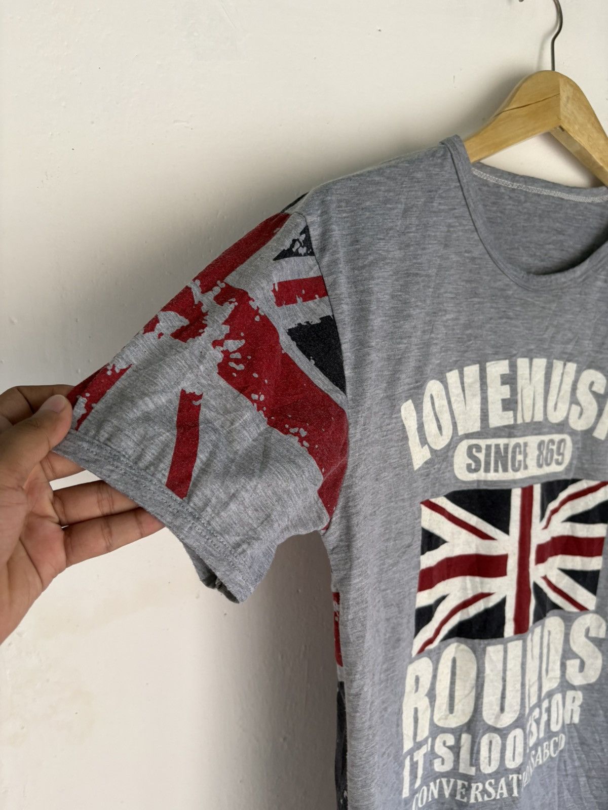 Vintage London britania big logo chrome heart style Size US M / EU 48-50 / 2 - 4 Thumbnail