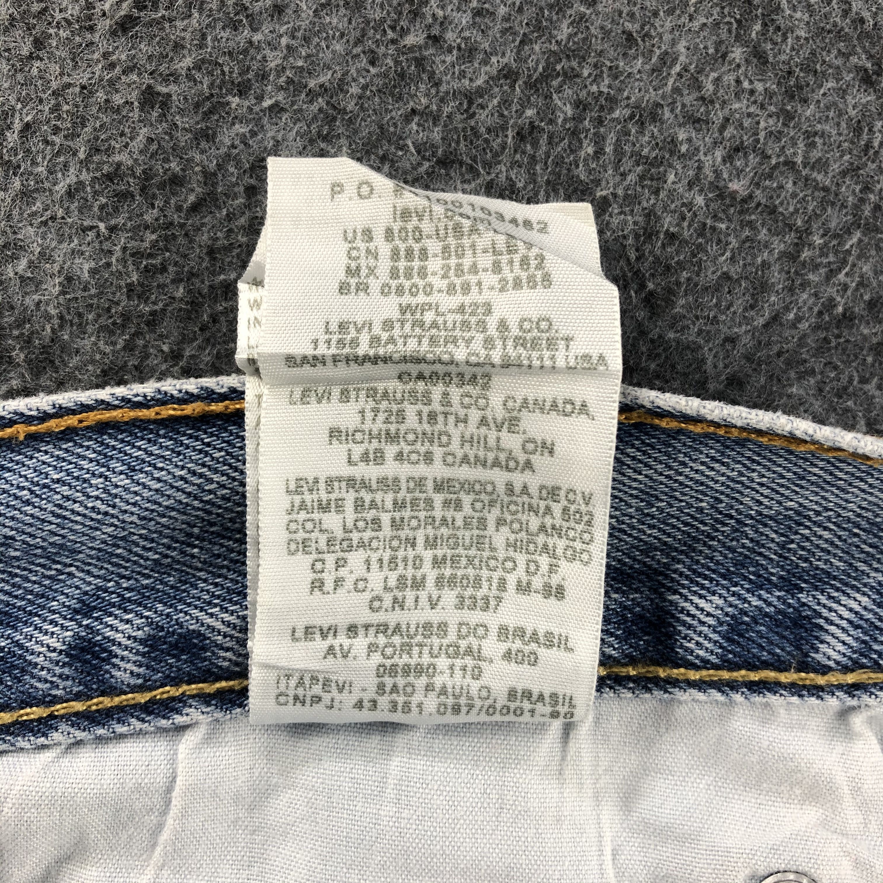 Levi's Vintage 90s Light Wash Levis 550 Jeans-J1223 Size US 44 / EU 60 - 12 Thumbnail