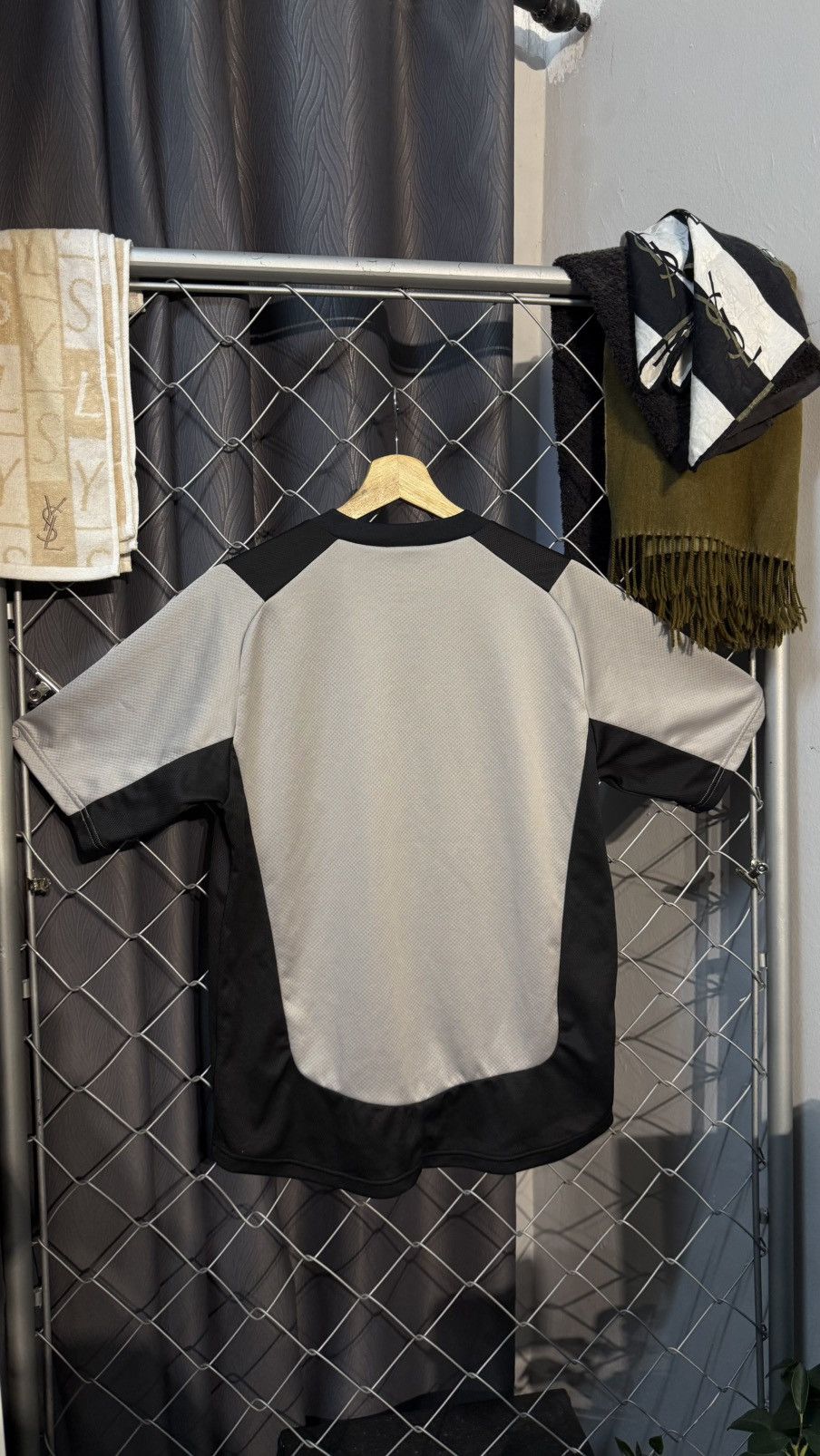 Umbro UMBRO JASPO GREY PINK JERSEY GRAPHIC Size US M / EU 48-50 / 2 - 3 Thumbnail