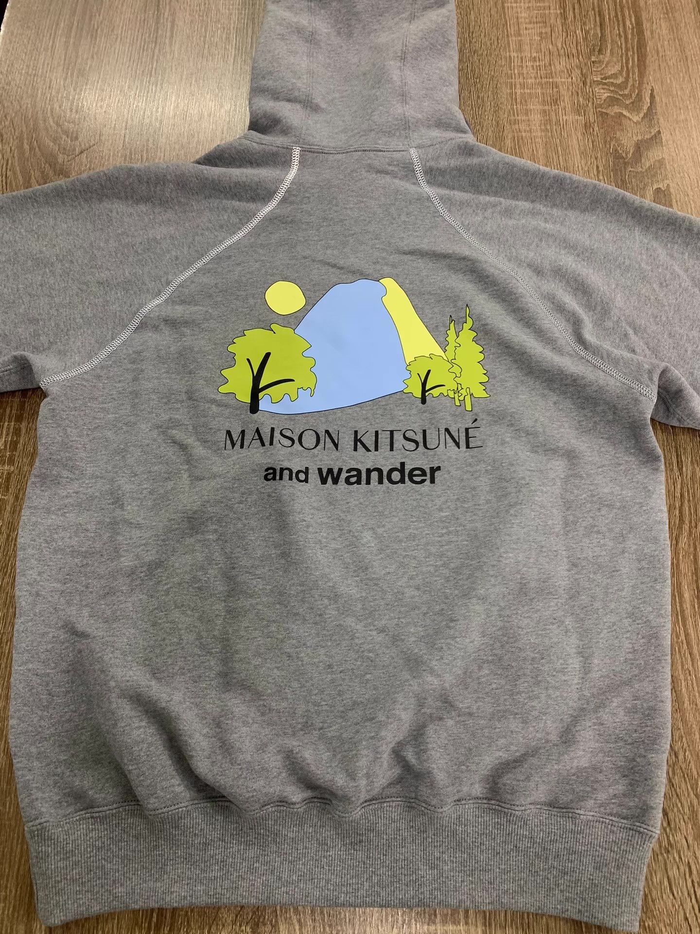 And Wander MAISON KITSUNÉ × and wander 2023SS Dry Cotton Sweatshirt Ｑ22 Size US M / EU 48-50 / 2 - 7 Thumbnail