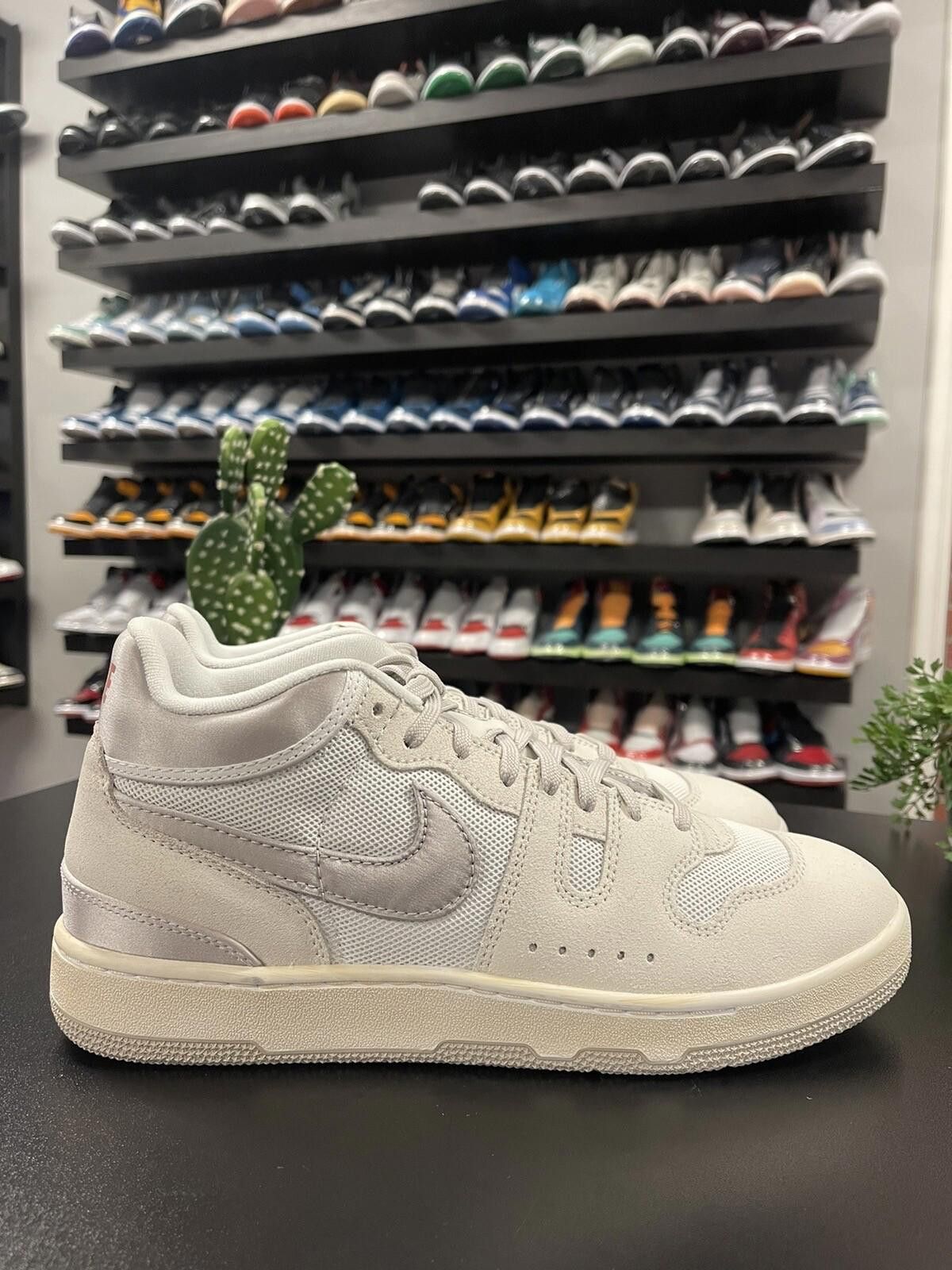 Nike Size 10.5 - Nike Attack SP x Social Status Silver Linings Size US 10.5 / EU 43-44 - 3 Thumbnail