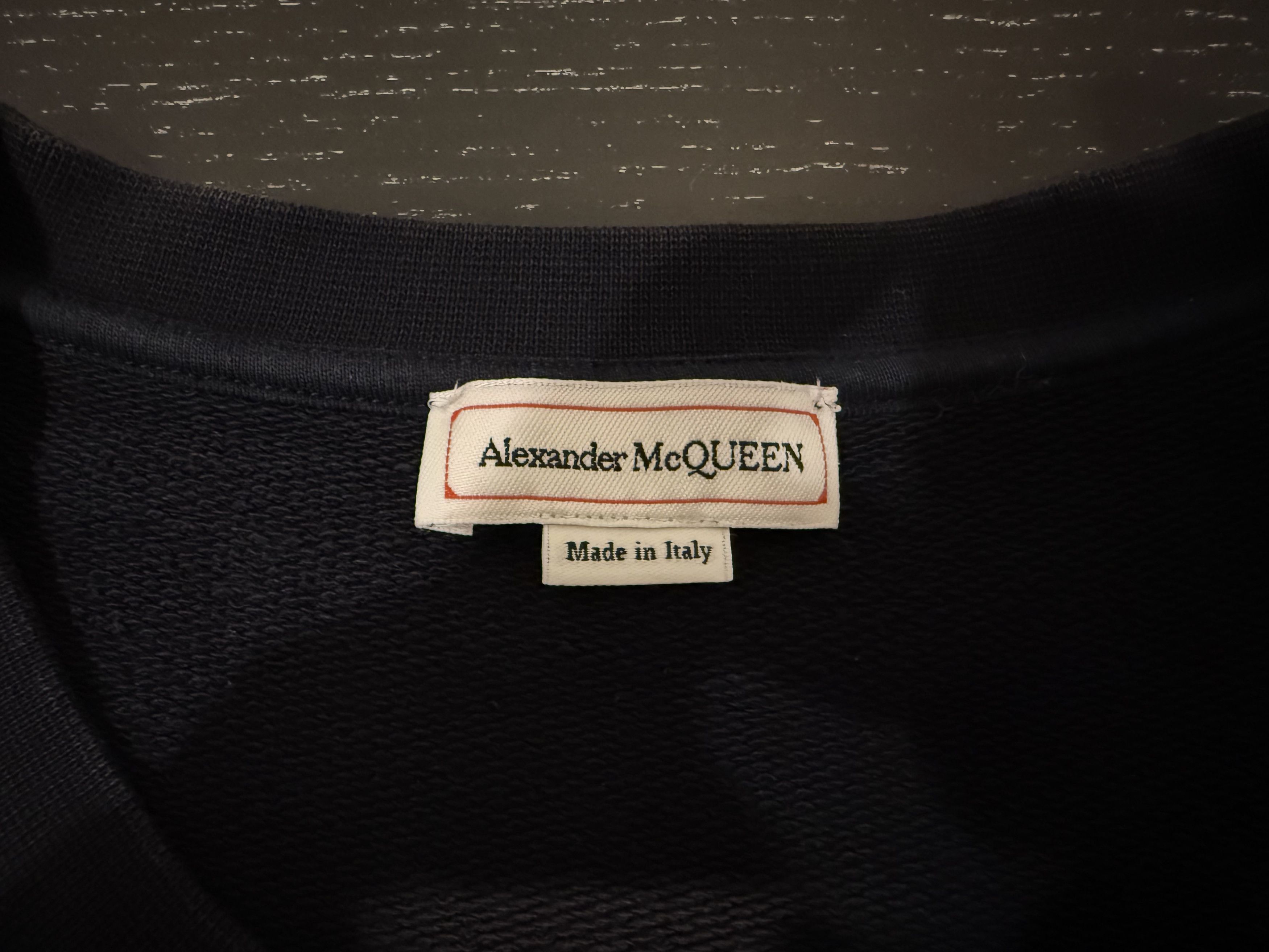 Alexander McQueen Alexander McQueen Navy Patchwork Skull Sweatshirt Size US XXL / EU 58 / 5 - 3 Thumbnail