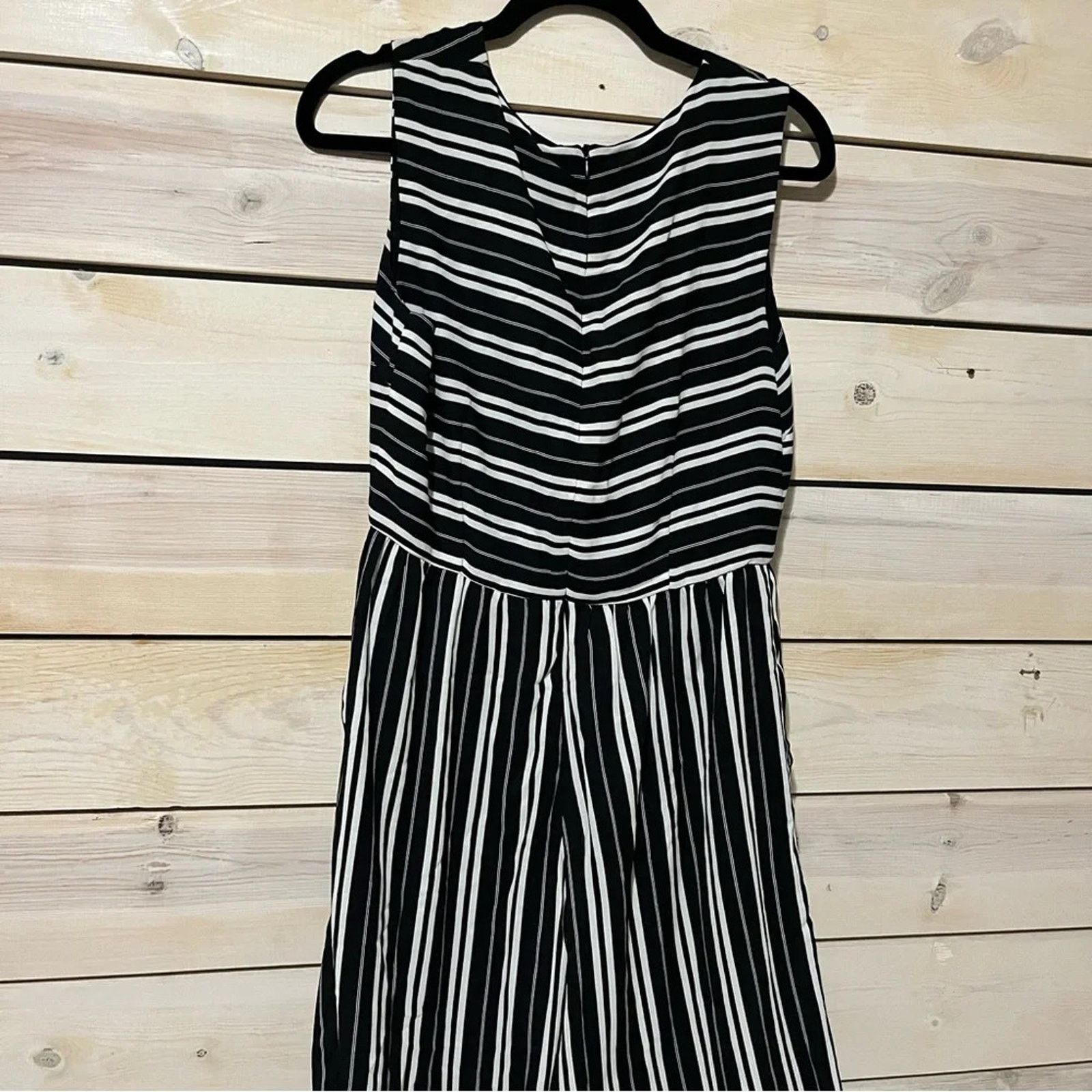 Anthropologie NEW! Everly Black White Striped Sleeveless Wide Leg Jumpsuit Size 30" / US 8 / IT 44 - 8 Thumbnail