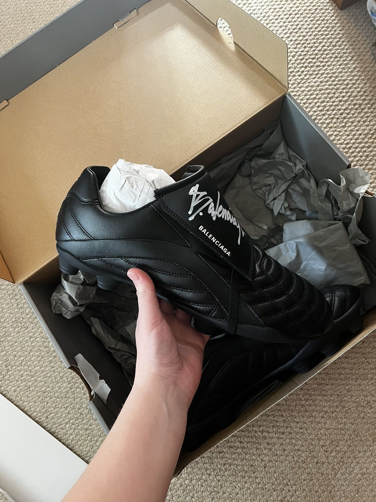 Balenciaga Signed Balenciaga Football Boots Size US 11 / EU 44 - 3 Thumbnail