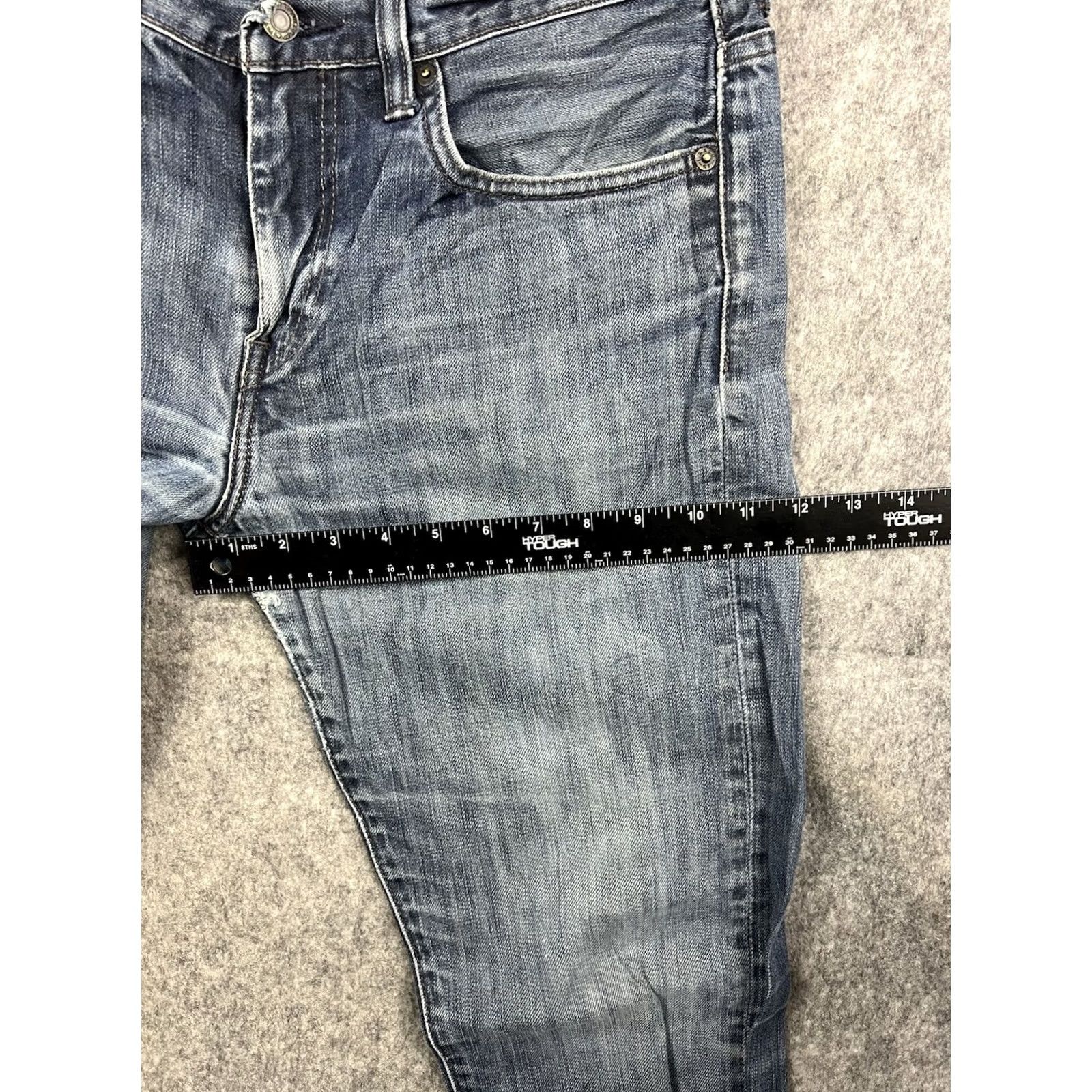 Levi's VTG Levi's 513 Jeans Slim Straight Men’s Denim Blue Size 33x34 Distressed 5-Pocket Mid Rise Leather Logo Zipper Button Closure USA Mint Condition Size US 33 - 4 Thumbnail