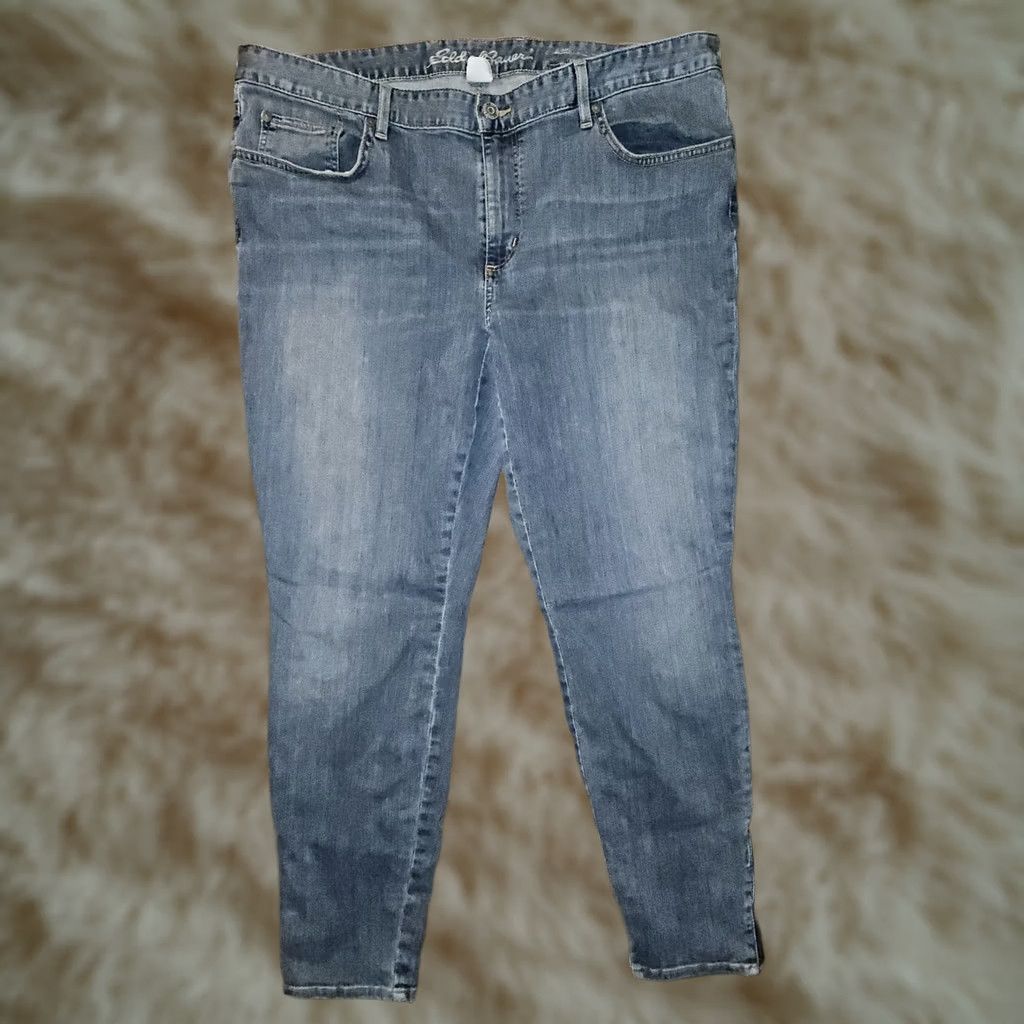 Eddie Bauer VINTAGE Eddie Bauer Slightly Curvy Skinny Jeans Women 16 Blue Ankle Zip Mid Rise City Nature eko? Size 38" / US 16 / IT 52 - 1 Thumbnail