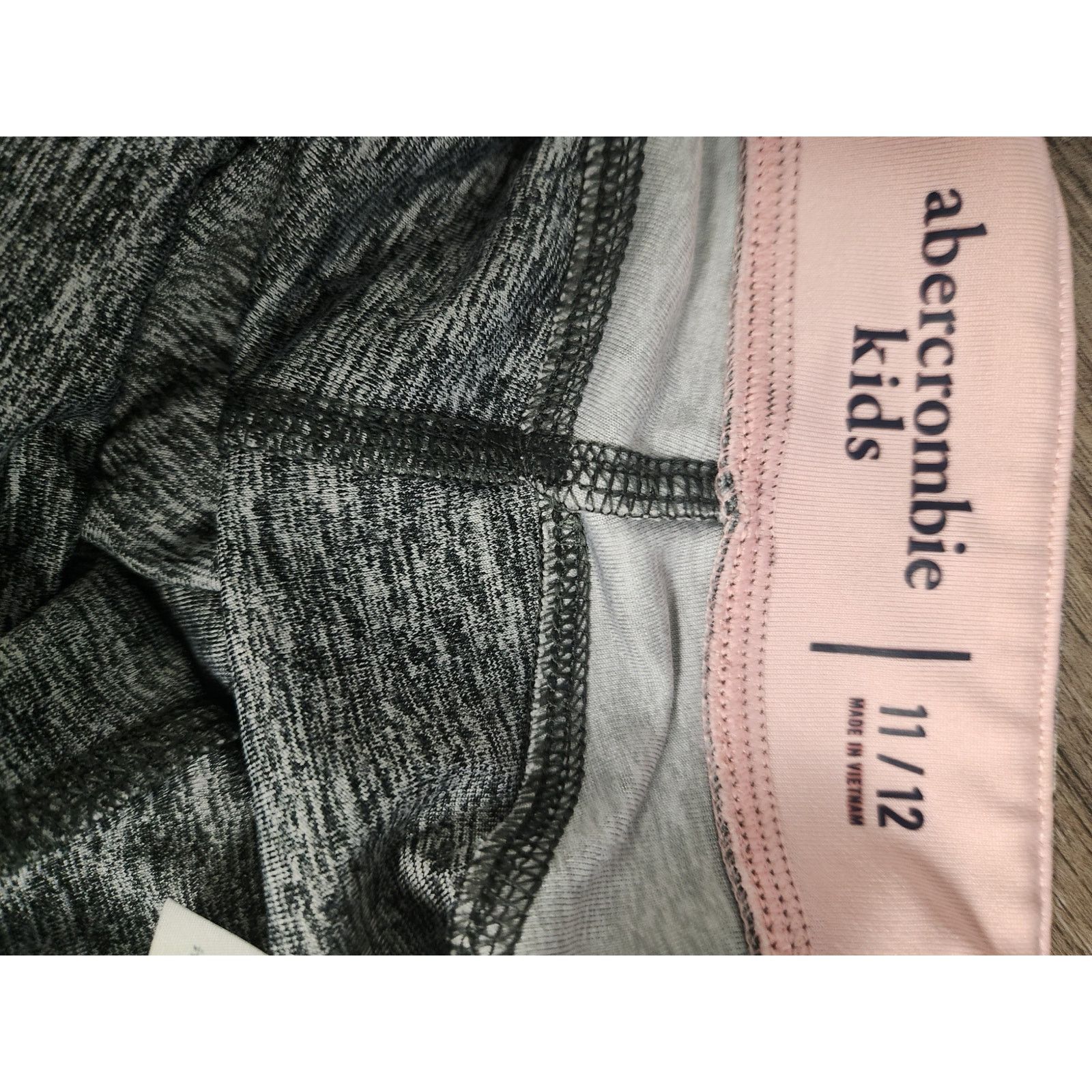Abercrombie & Fitch Abercrombie Kids Leggings 11/12 NWOT Stretch Size 34" / US 12 / IT 48 - 5 Thumbnail