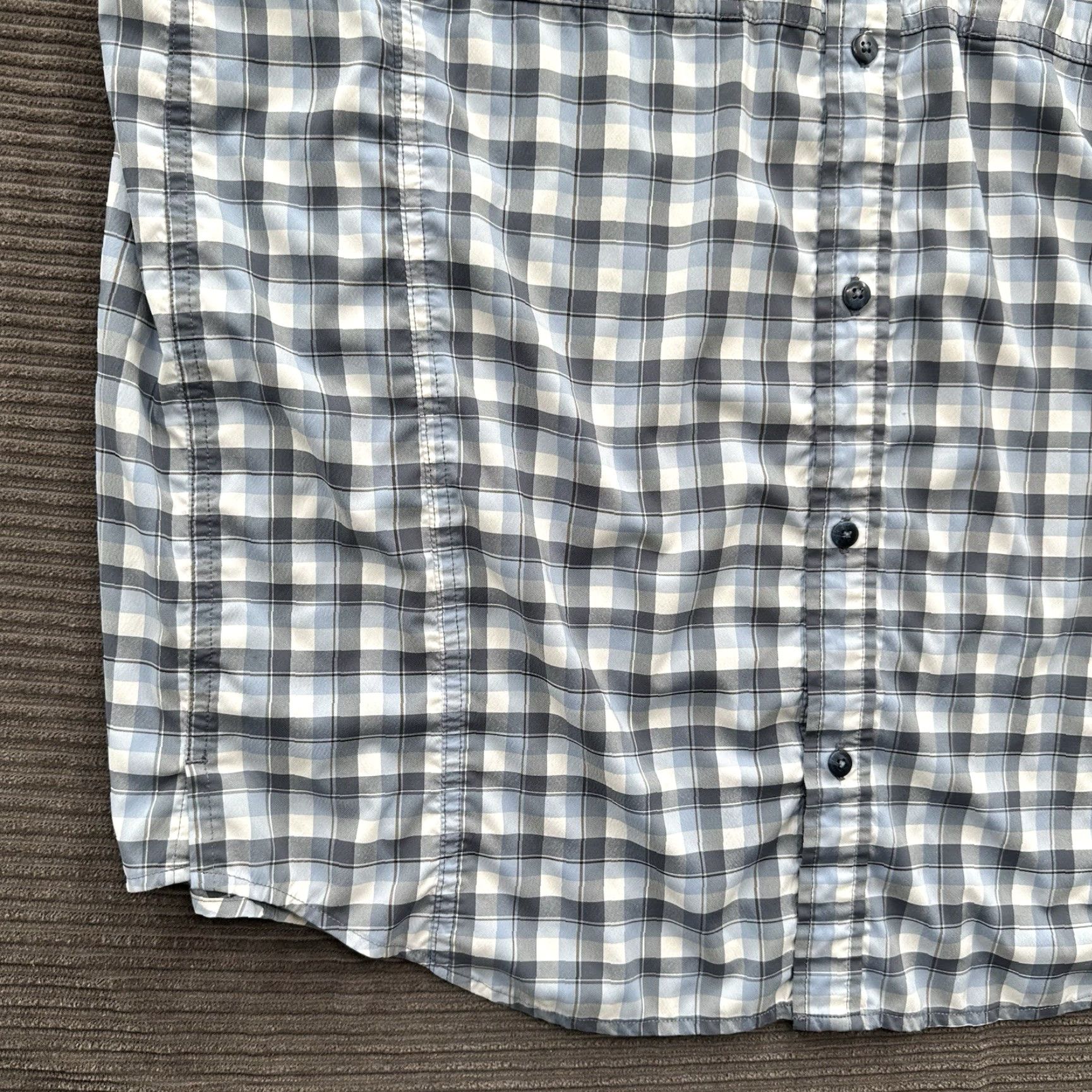 Vintage REI Shirt Men XL Blue Plaid Polyester Button Up Vented Outdoor Hiking Exploring Shirt Size US XL / EU 56 / 4 - 6 Thumbnail