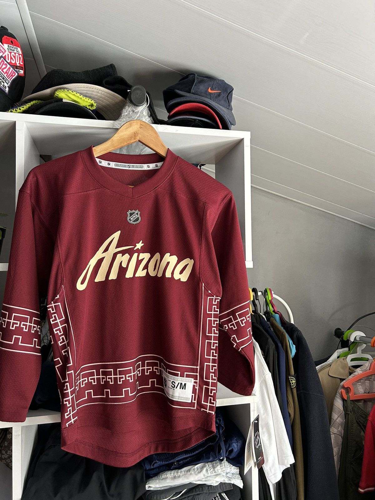 NHL NEW Arizona Coyotes Jersey Desert Nights 3rd Alternate Size S / US 4 / IT 40 - 2 Thumbnail