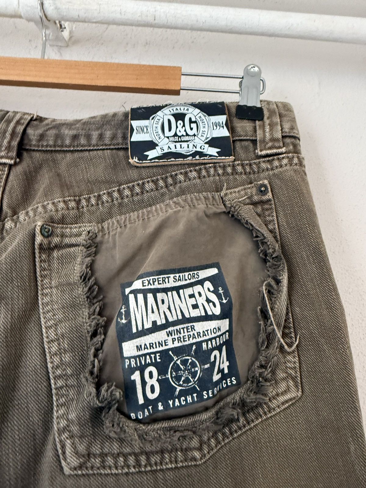 Dolce & Gabbana D&G Baggy Jeans with Nautical Patch and Side Button Detail Size US 36 / EU 52 - 18 Thumbnail