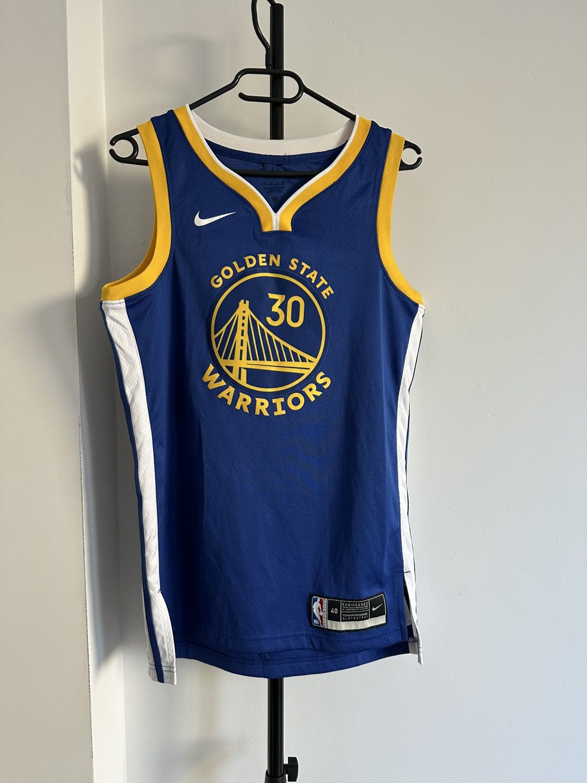 Nike NIKE GSW #30 Curry basketball shirt Size US S / EU 44-46 / 1 - 1 Thumbnail