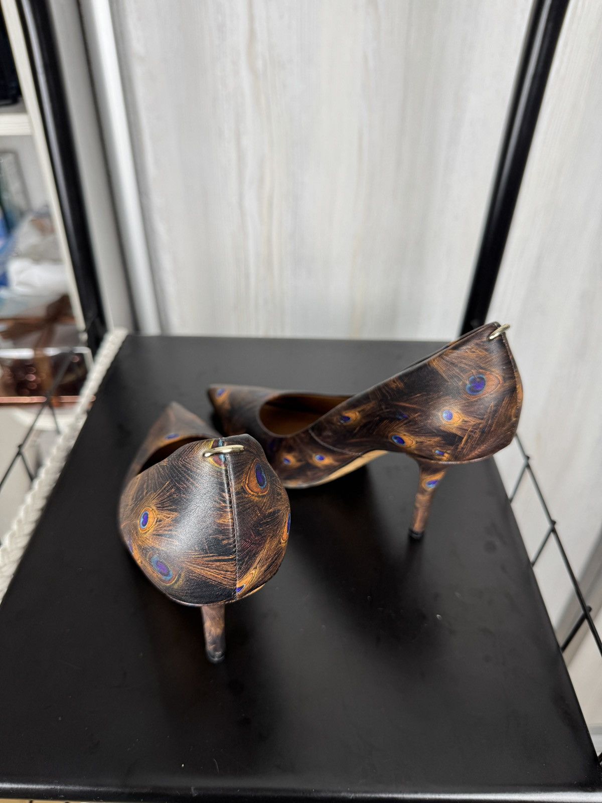 Givenchy Givenchy Paris peacock print leather stilettos heels Size US 6 / IT 36 - 16 Thumbnail