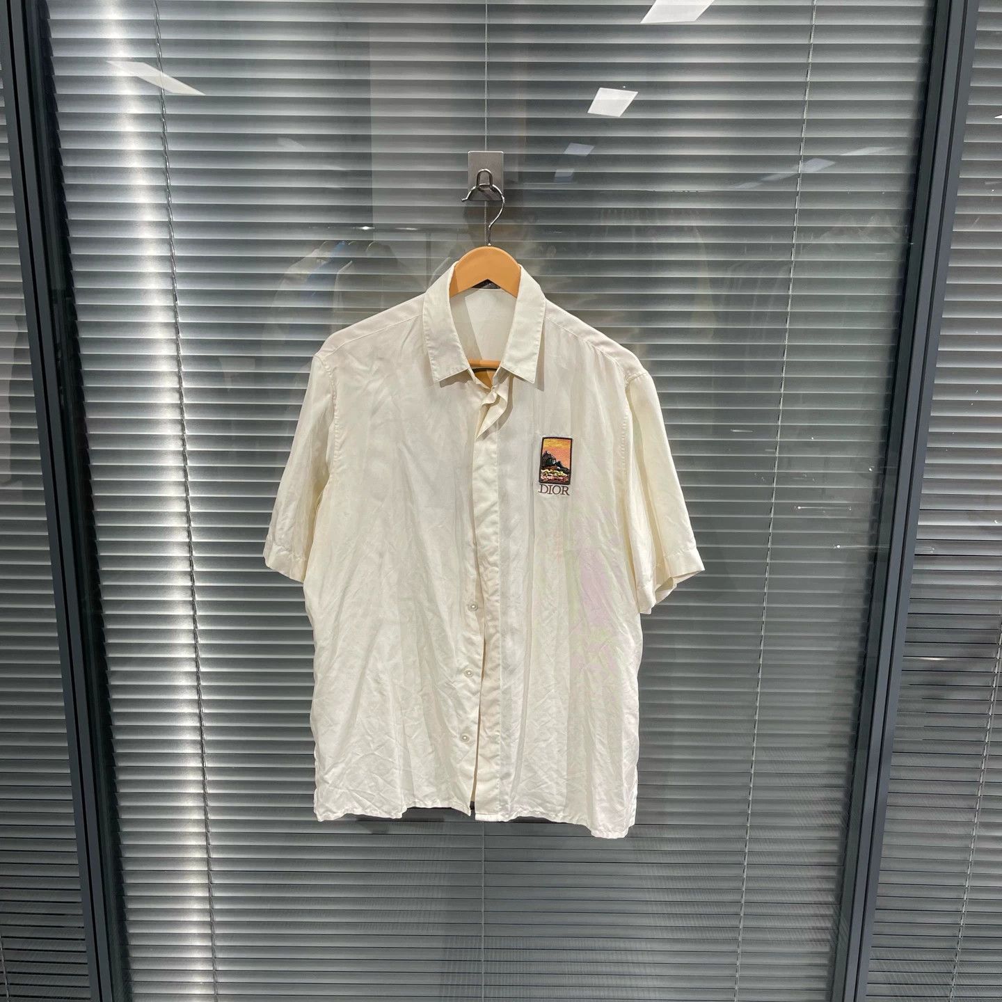 Dior Dior Artist Collab Letter Short Shirt 38 99 #11065 Size US S / EU 44-46 / 1 - 1 Thumbnail
