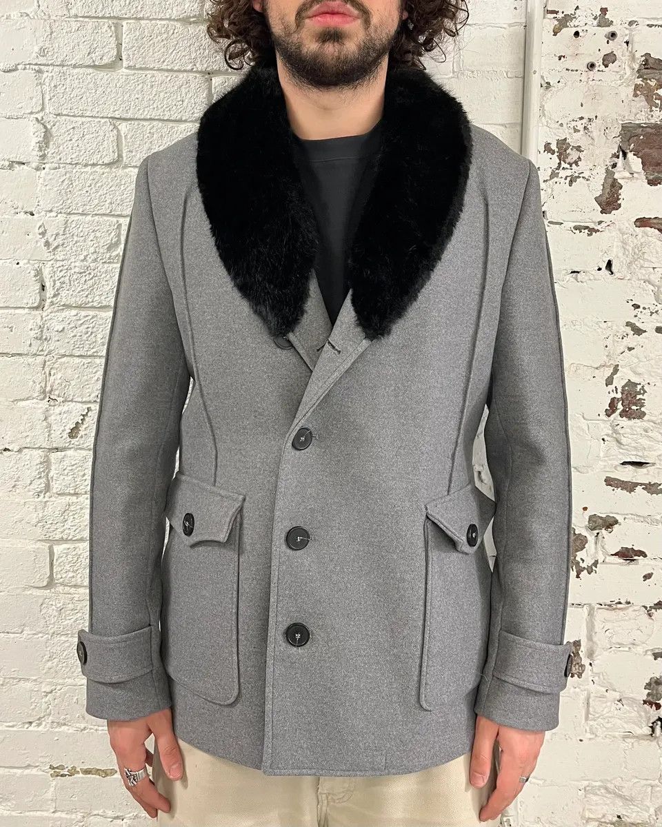 Emporio Armani AW2017 Emporio Armani Faux Fur Collar Grey Wool Coat Size US M / EU 48-50 / 2 - 1 Thumbnail