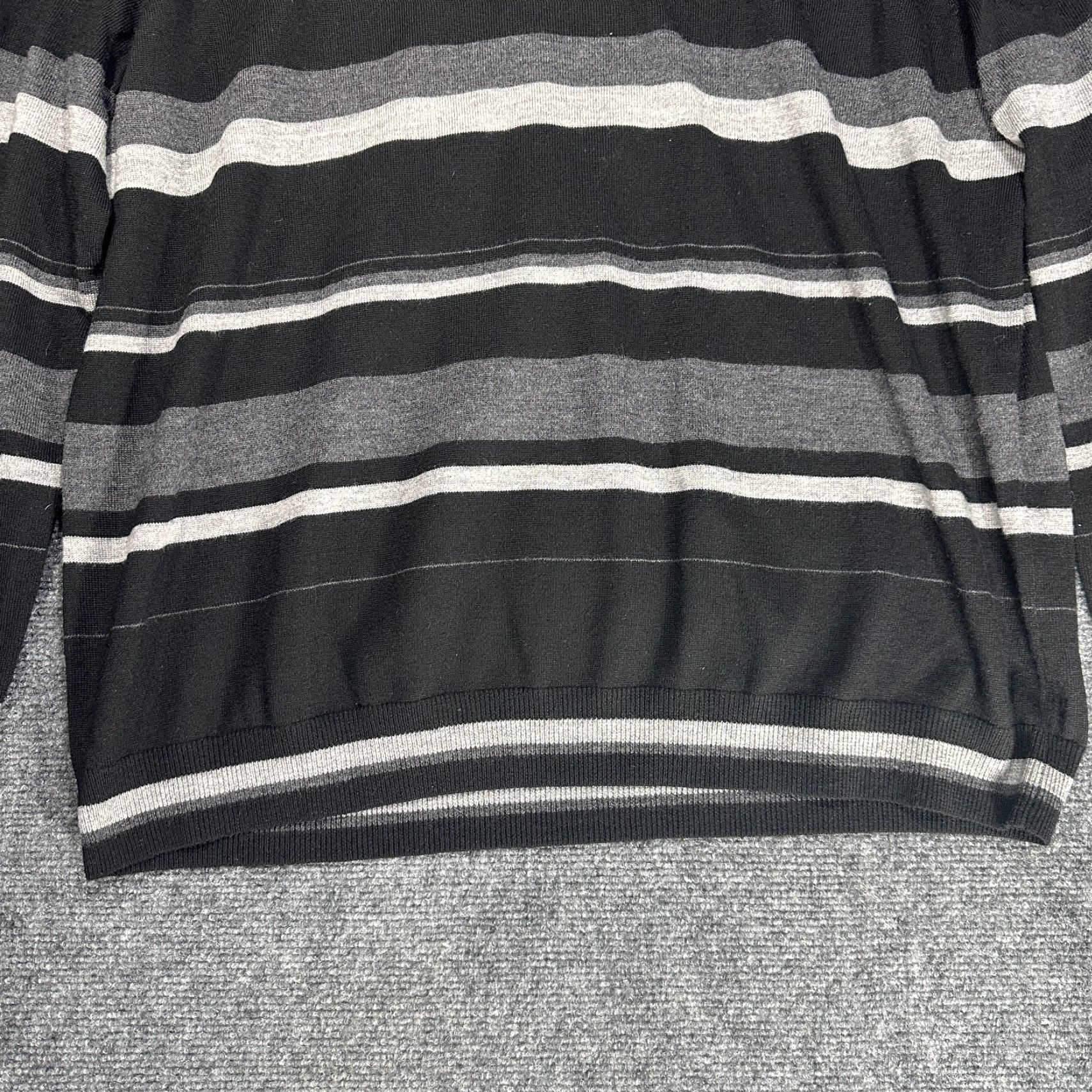 Banana Republic VINTAGE Banana Republic Sweater Mens XL Black Gray Striped Extra Fine Merino Wool Size US XL / EU 56 / 4 - 2 Thumbnail