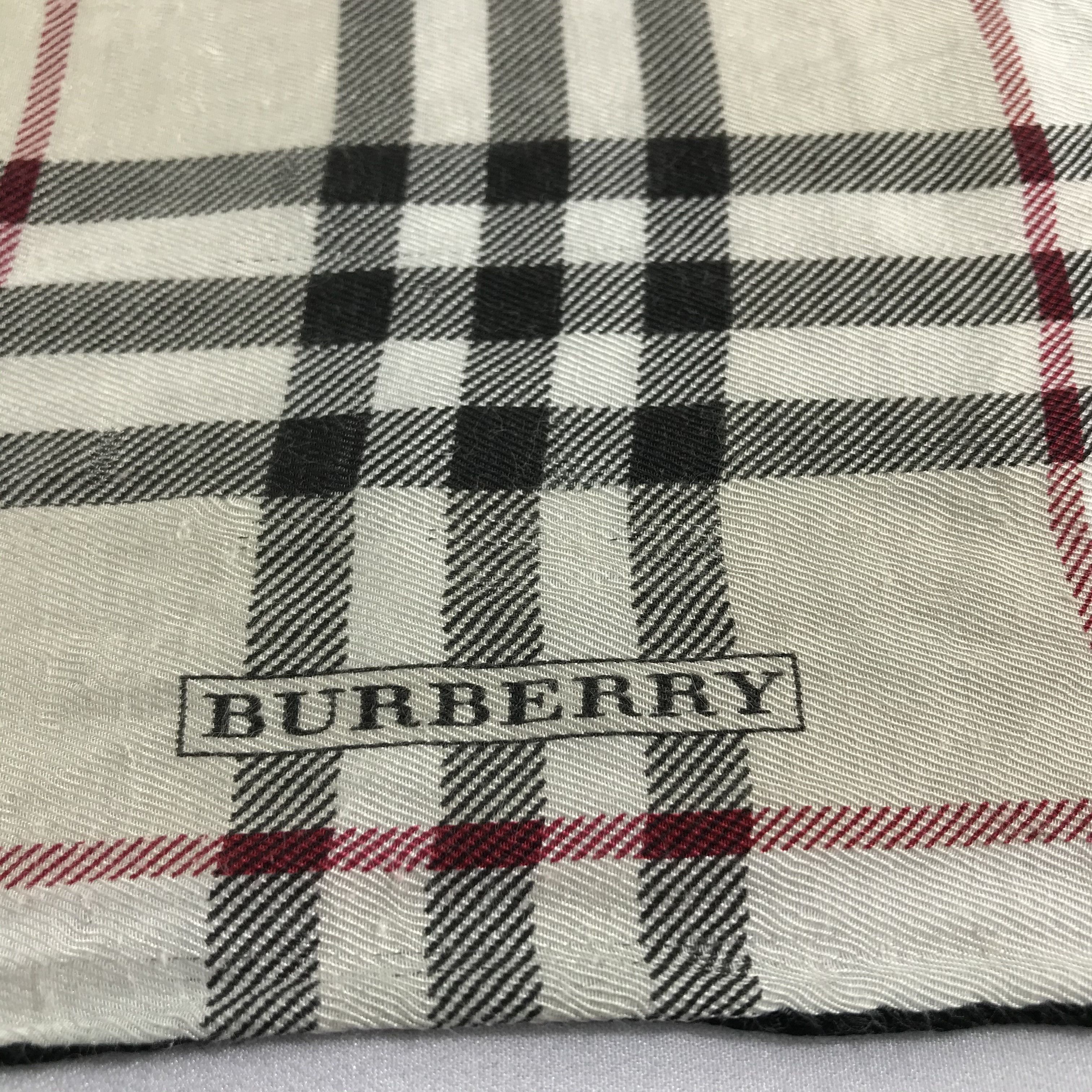 Burberry Burberry Nova Check Handkerchief Neckerchief Bandana H806 Size ONE SIZE - 3 Thumbnail