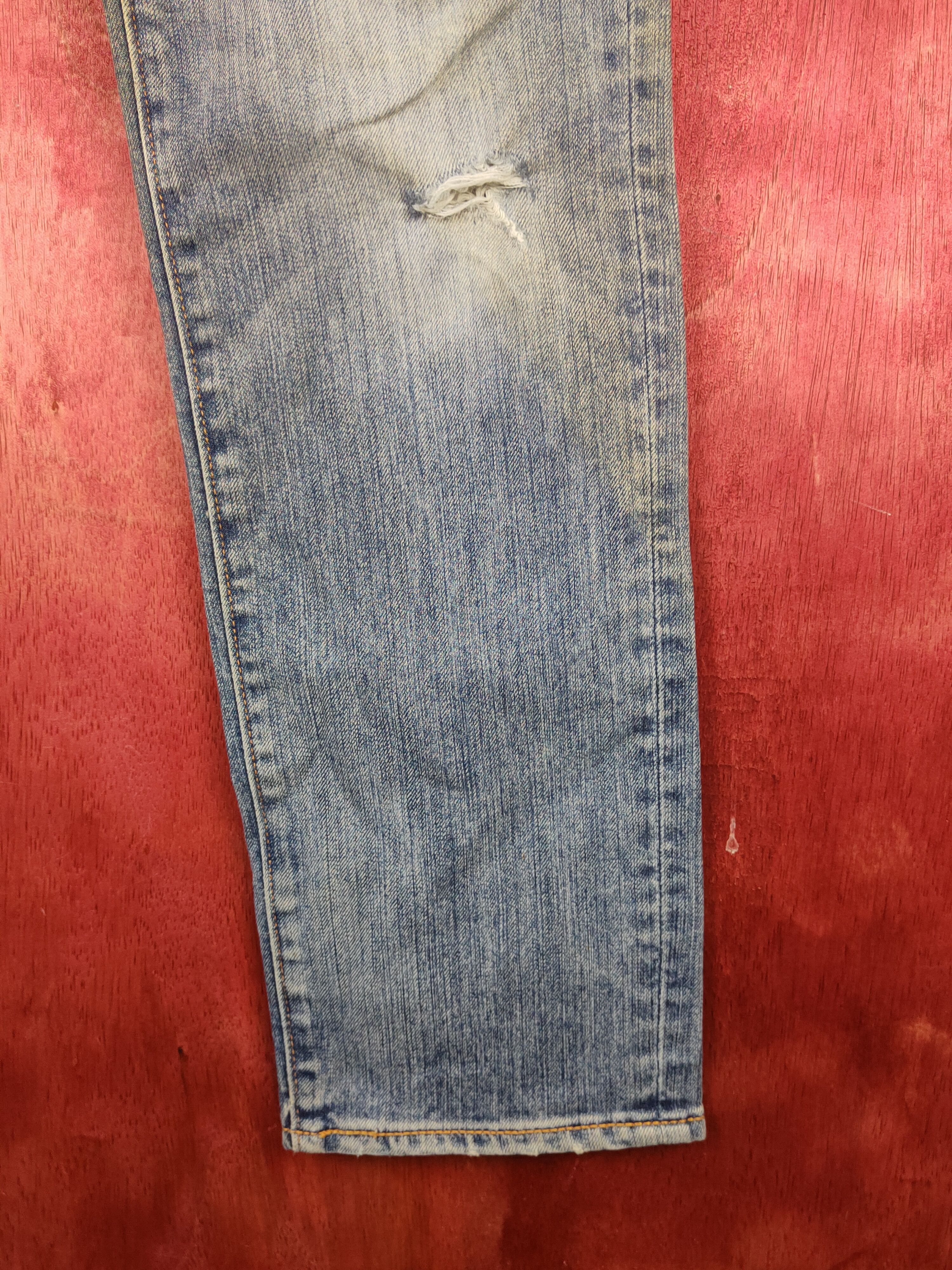 Levi's Levi's Blue Faded Distressed Ripped Jeans #S1878 Size US 31 - 6 Thumbnail