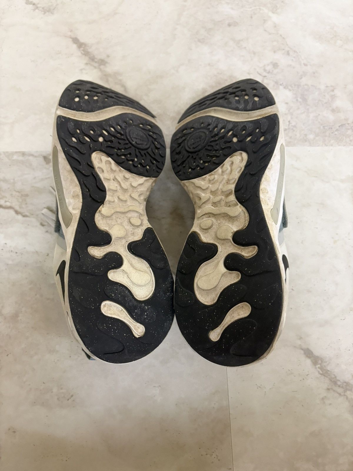 Nike Nike Shoes Size US 11 / EU 44 - 4 Thumbnail