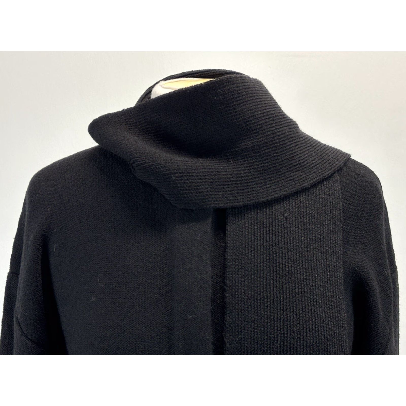 Vintage VINTAGE Steve Fabricant Knit Sweater Dress Women’s S Black Attached Scarf 80s USA Mens? Size S / US 4 / IT 40 - 7 Thumbnail