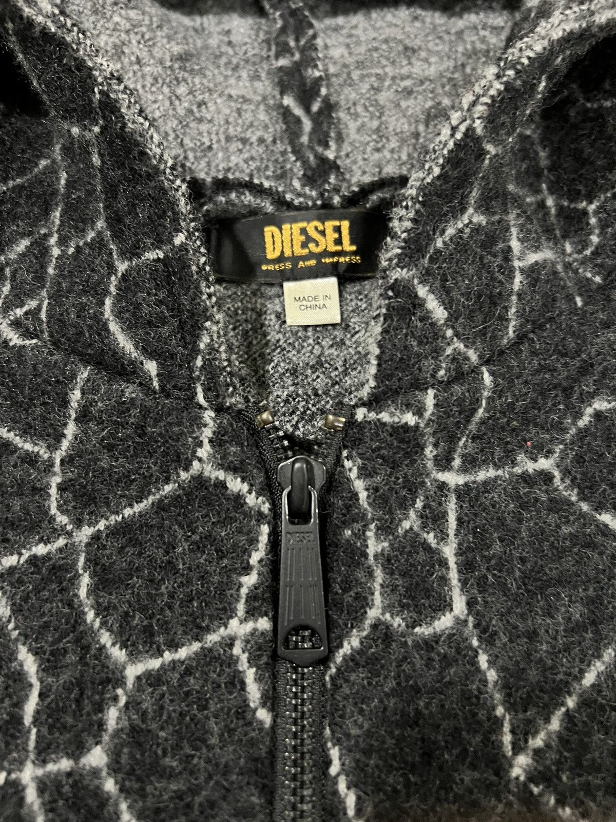 Diesel × Diesel Black Gold Y2K Diesel Dress & Impress Marble Texture Wool Hoodie Poncho Size US M / EU 48-50 / 2 - 7 Thumbnail