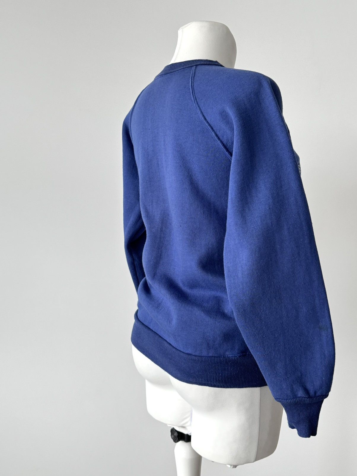 Vintage 1970s Vintage Cheltenham Colleges England Women’s Sweatshirt Size L / US 10 / IT 46 - 8 Thumbnail