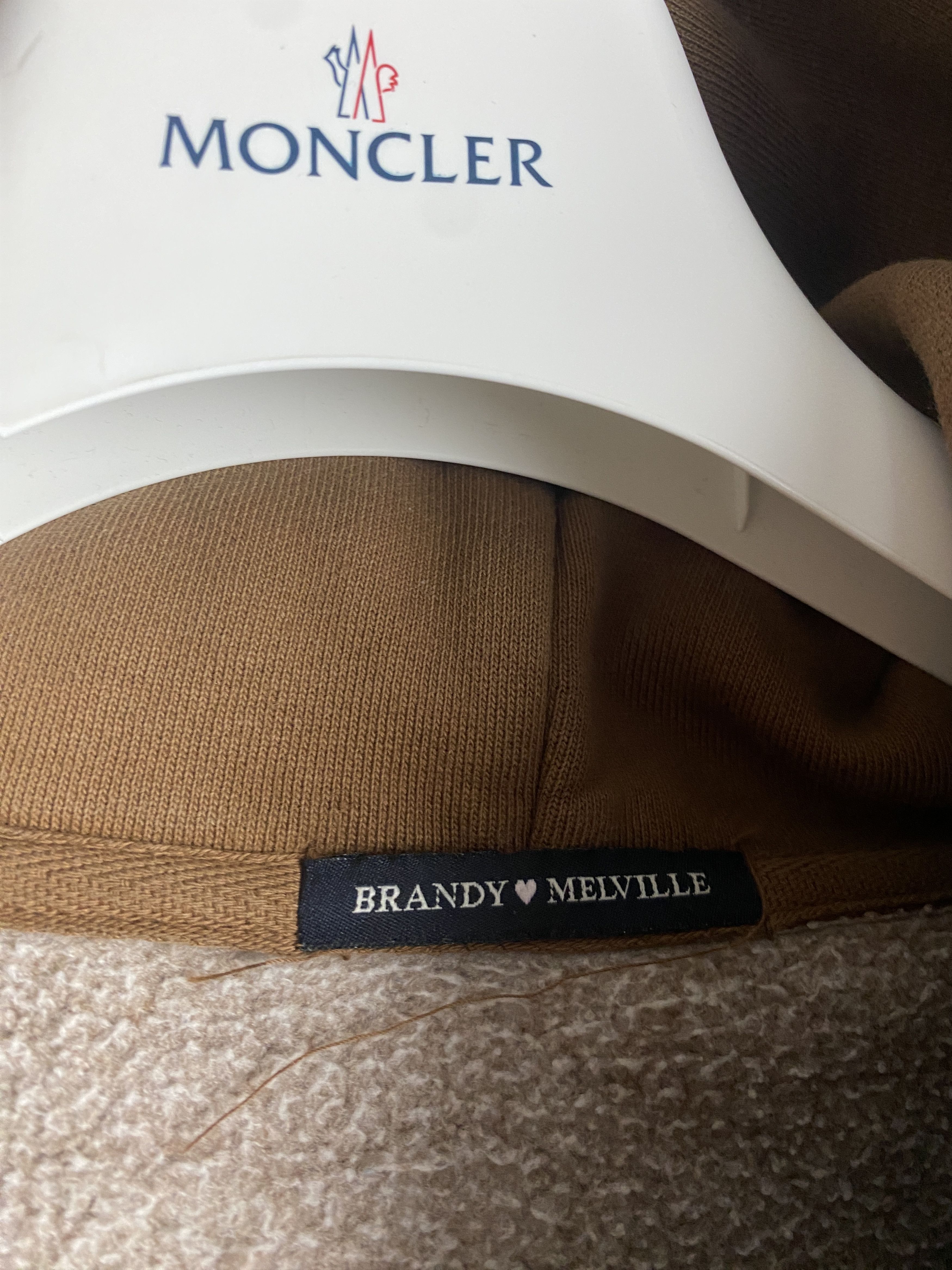 Other Brandy Melville thick heavy zip-up hoodie boxy oversized Size US XL / EU 56 / 4 - 3 Thumbnail