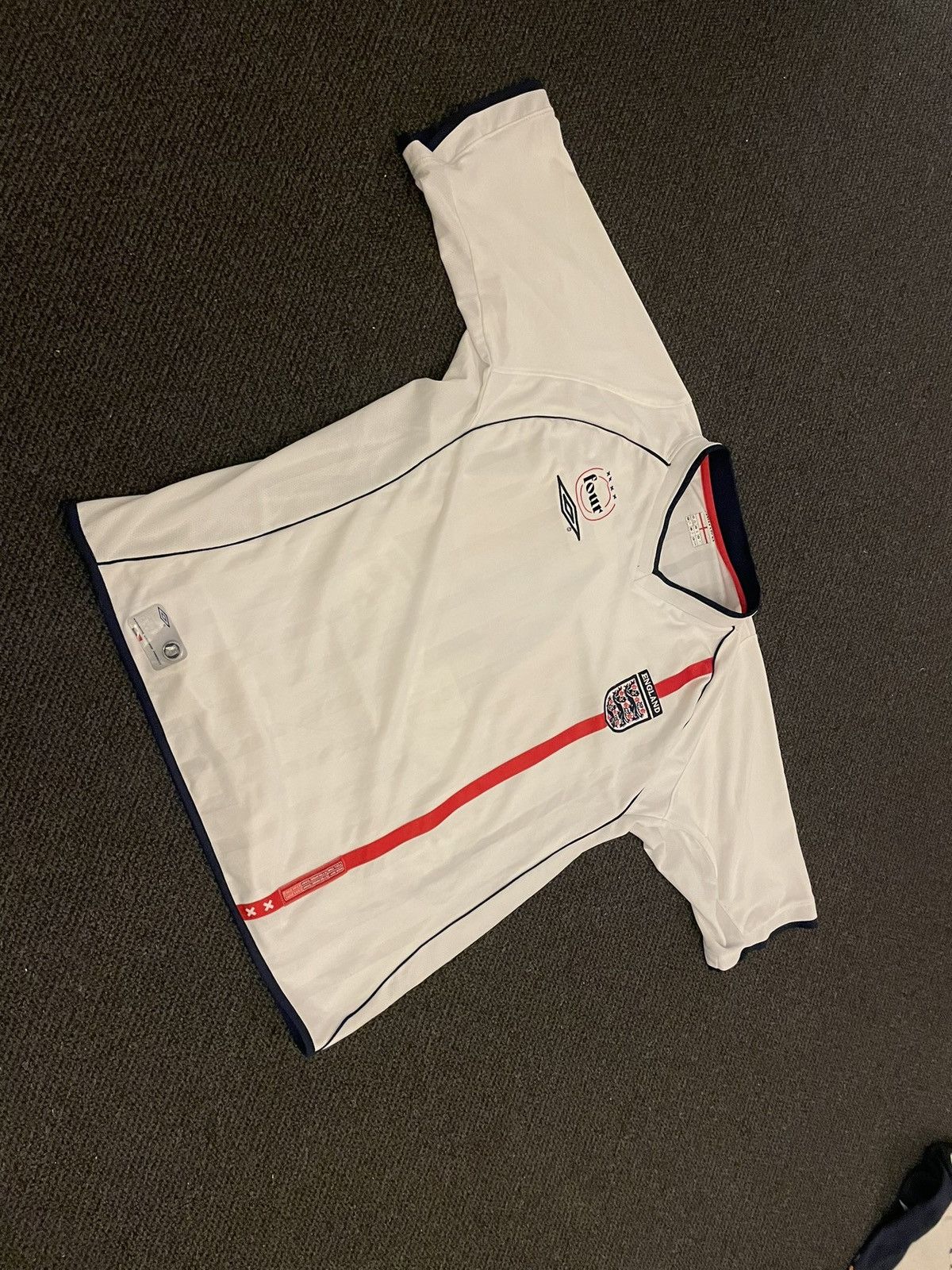 Umbro Vintage Reworked football shirt Size US XL / EU 56 / 4 - 3 Thumbnail