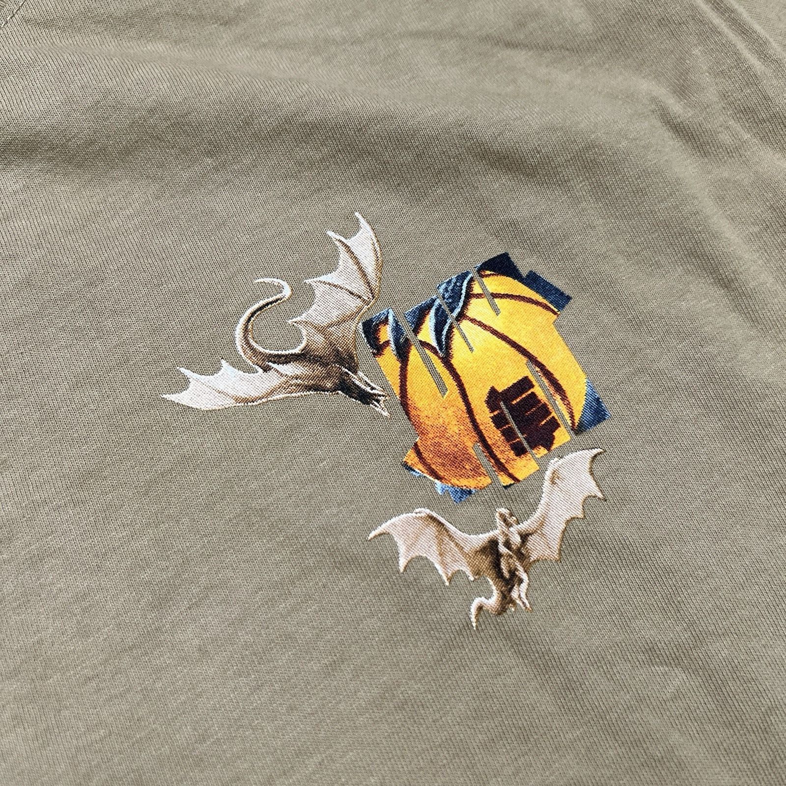 Undefeated Undefeated Long Sleeve Shirt Size Medium Mens Brown Dragon Size US M / EU 48-50 / 2 - 3 Thumbnail