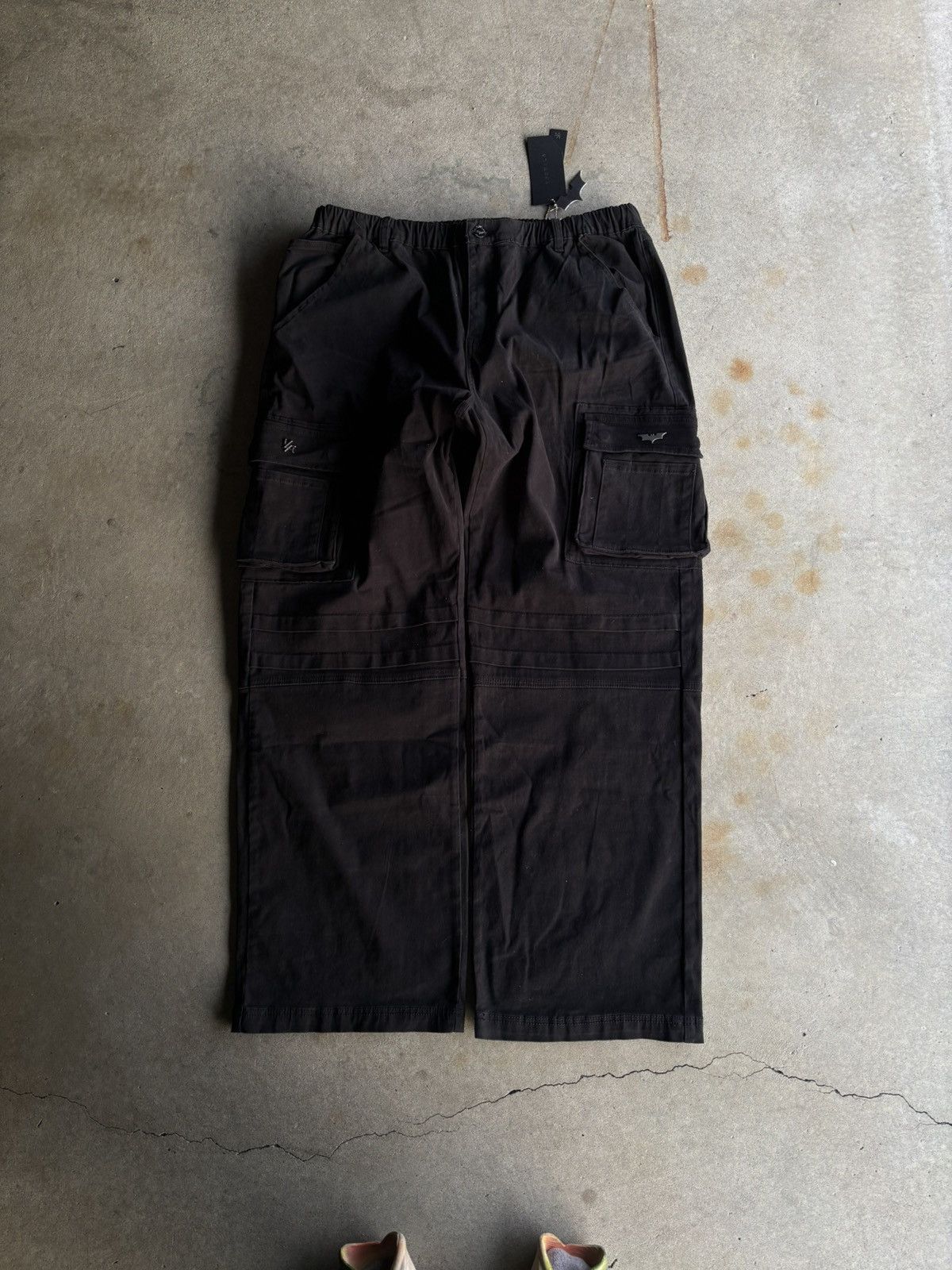 YoungLA Young LA X The Dark Knight Collab Baggy Black Cargos Size US 38 / EU 54 - 1 Thumbnail