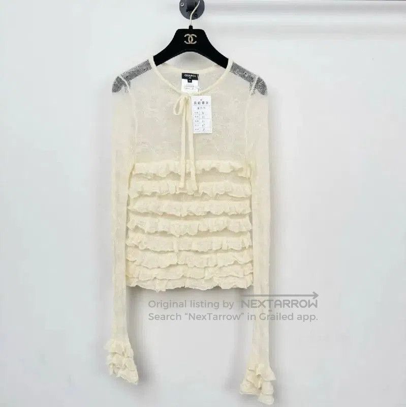Chanel Chanel Beige Wool Long Sleeve Pullover Sweater . Size S / US 4 / IT 40 - 1 Thumbnail