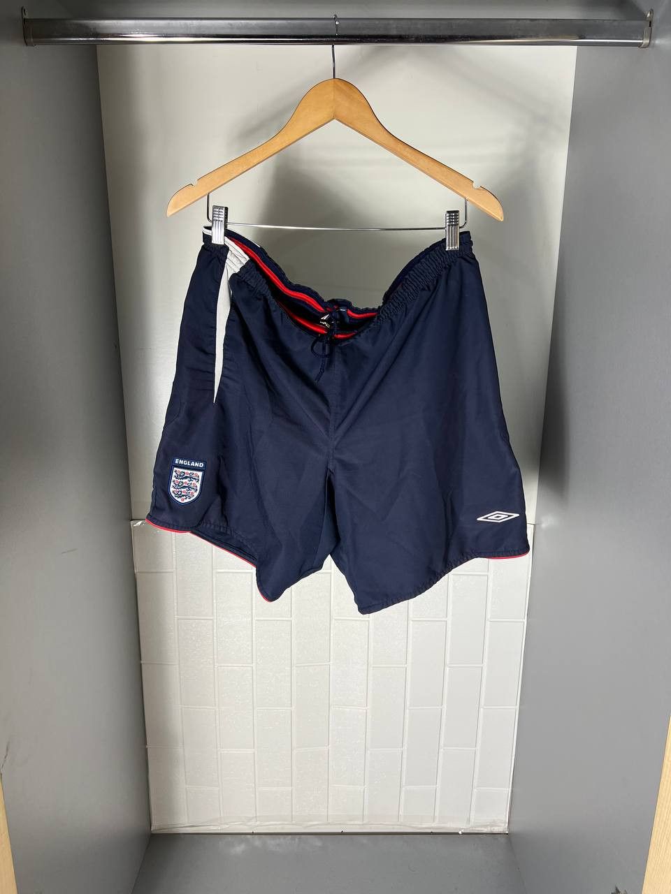 Umbro VINTAGE UMBRO ENGLAND RETRO SOCCER SHORTS MANCHESTER Y2K 90s Size US L / EU 52-54 / 3 - 2 Thumbnail