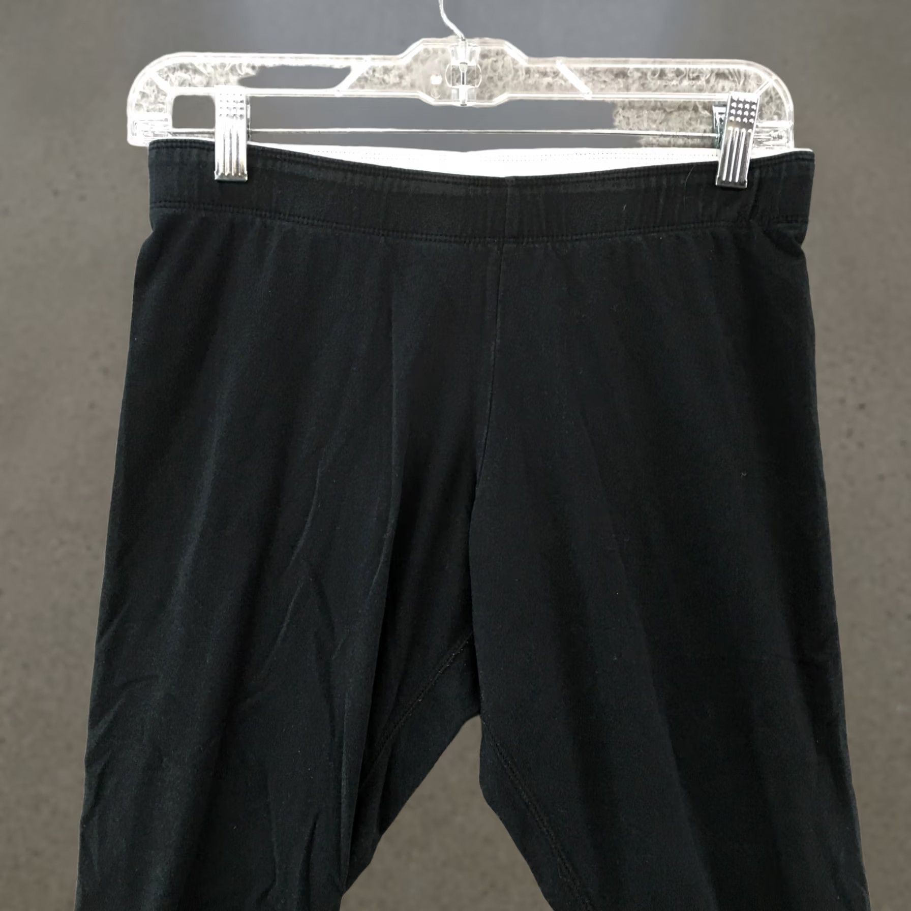 Nike Nike Capri Leggings Womens Medium Black Mid Rise Elastic Waist Size 32" / US 10 / IT 46 - 1 Thumbnail