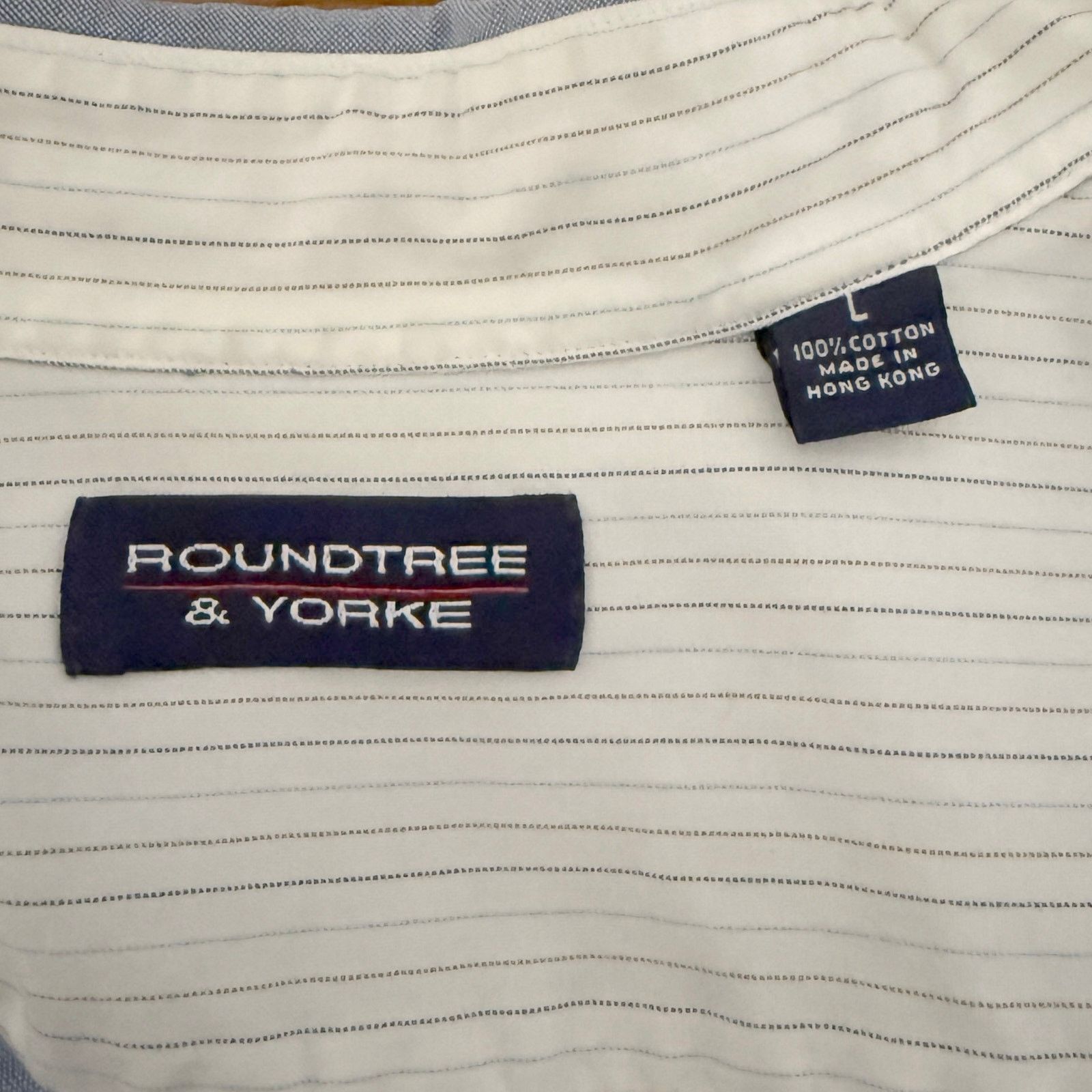 Roundtree & Yorke Roundtree & Yorke men’s size L blue 100% cotton button down Size US L / EU 52-54 / 3 - 3 Thumbnail