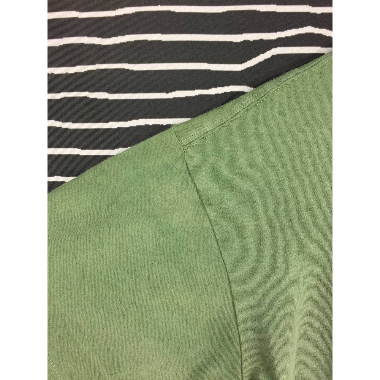 Old Navy × Vintage Old Navy Dip Dye Pocket Crew Neck Soft Washed Tee Size US M / EU 48-50 / 2 - 11 Thumbnail