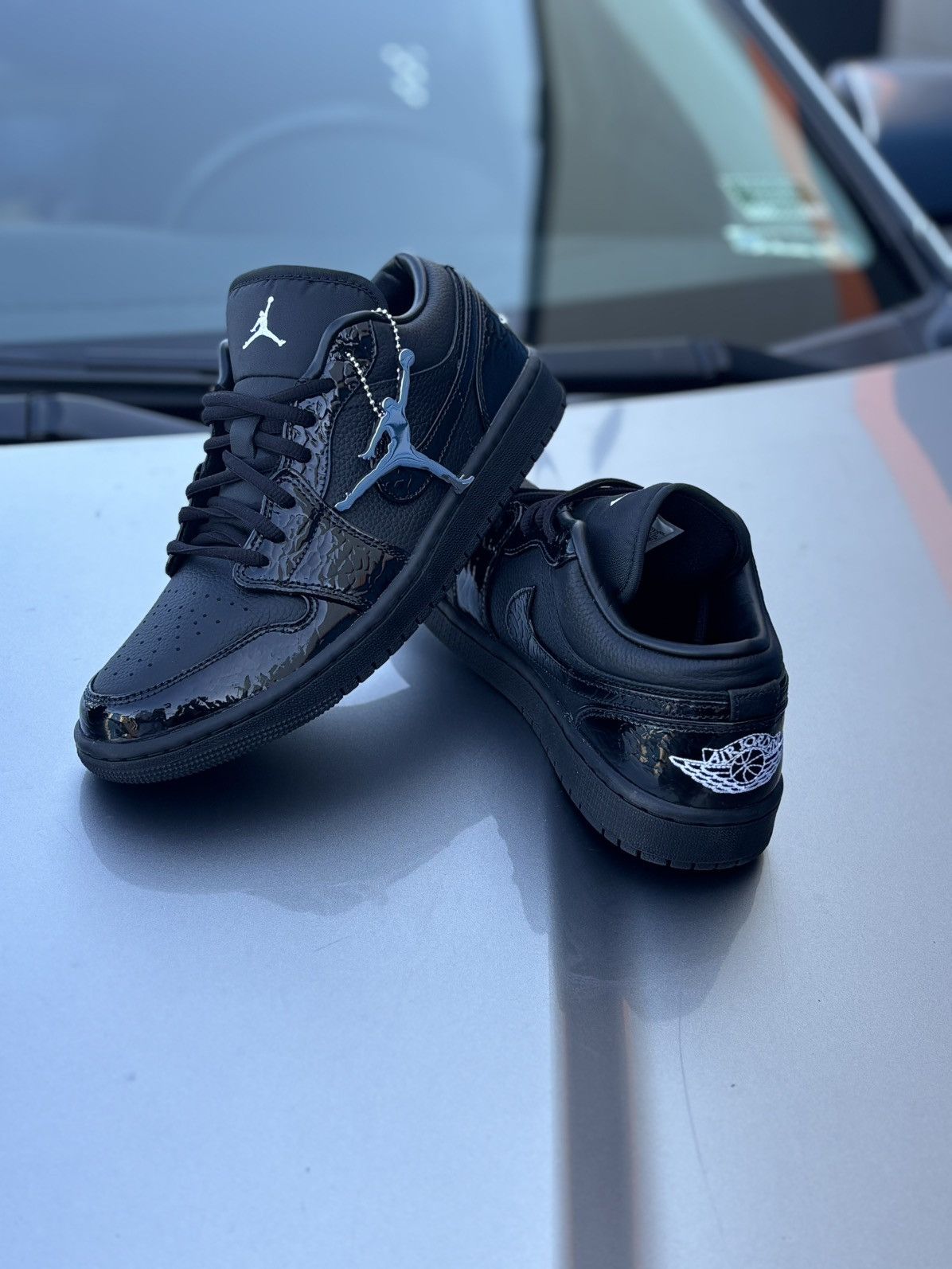 Nike Air Jordan 1s “black croc” Size US 9 / IT 39 - 1 Thumbnail