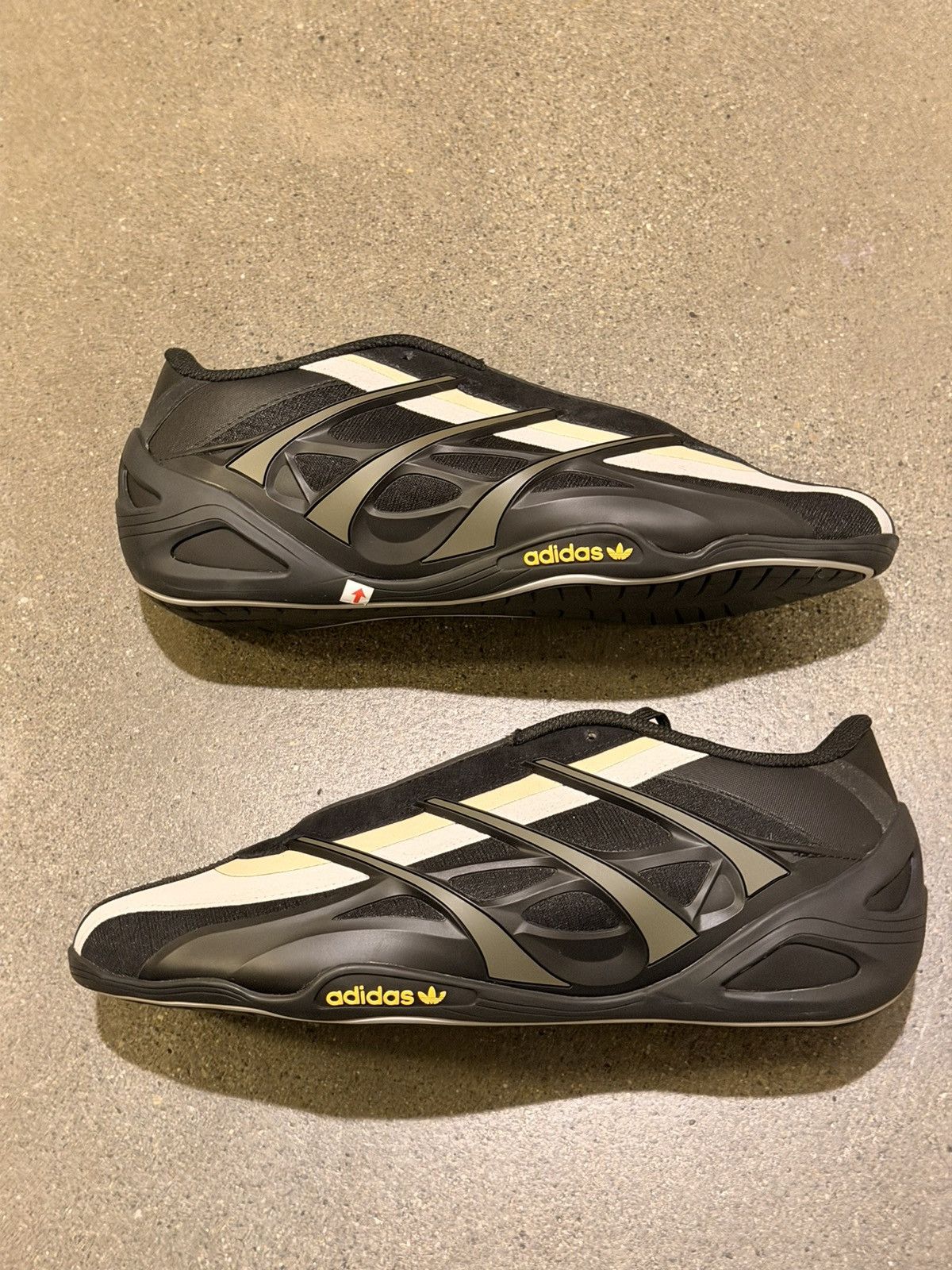 Adidas Adidas x Bad Bunny Adiracer GT Size US 9 / EU 42 - 4 Thumbnail