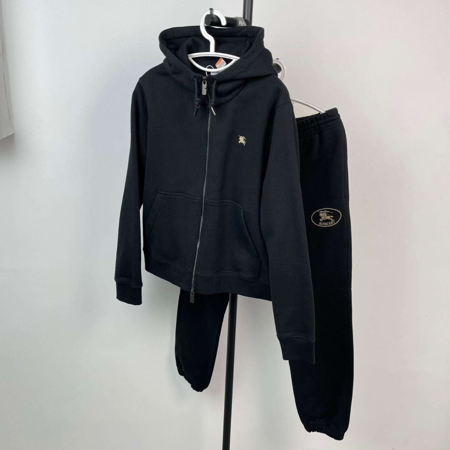 Burberry Burberry Black Horse Logo Hoodie & Pants Set Size US L / EU 52-54 / 3 - 1 Thumbnail