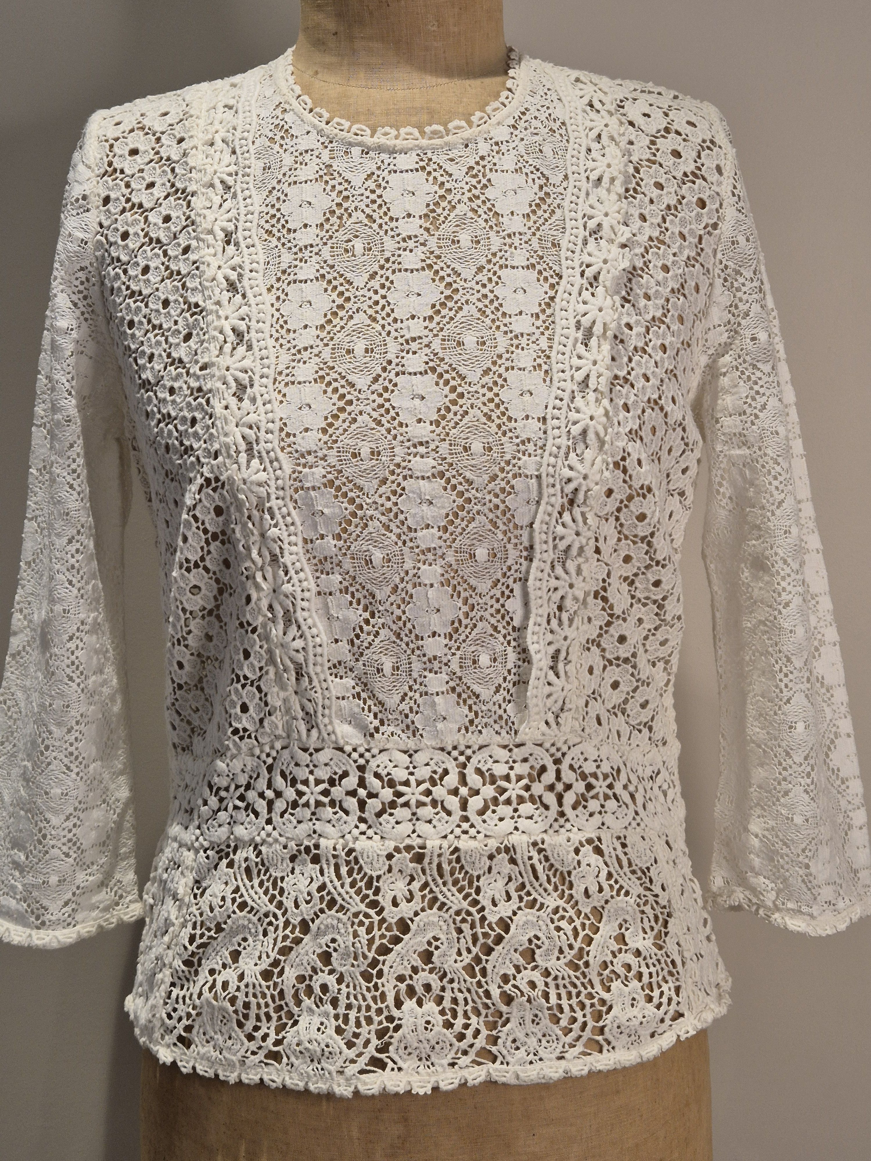 Vanessa Bruno Vanessa Bruno Athe white lace top Size S / US 4 / IT 40 - 1 Thumbnail