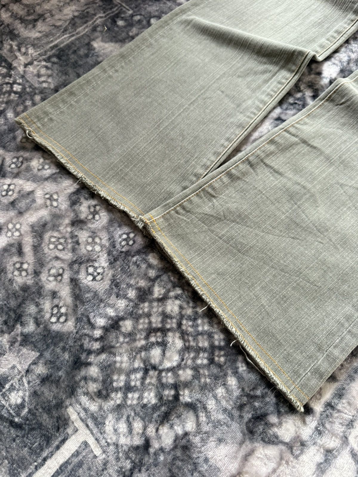 Hysteric Glamour Deux Brahmin Japan Smoke grey Low Rise Flared Jeans Size US 27 - 13 Thumbnail
