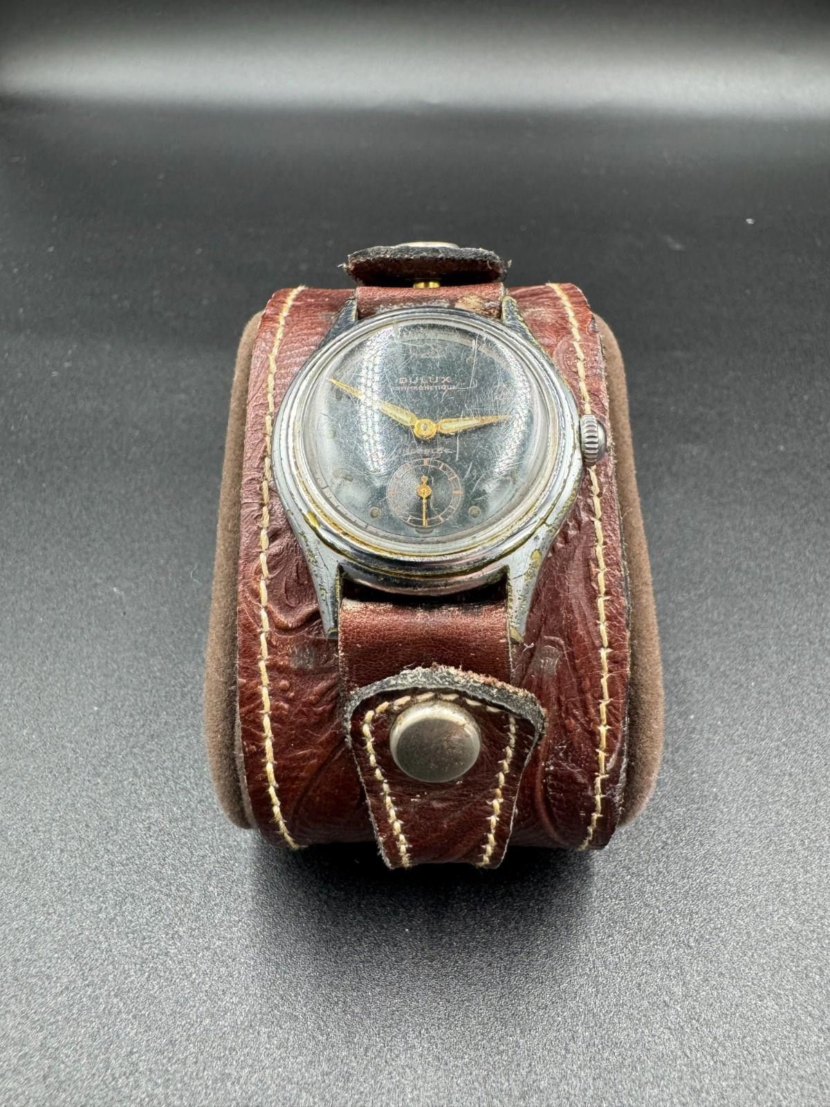 Duluth Trading Company Vintage 1950s Dulux Antimagnetique Incabloc Black Gilt Dial Size ONE SIZE - 2 Thumbnail