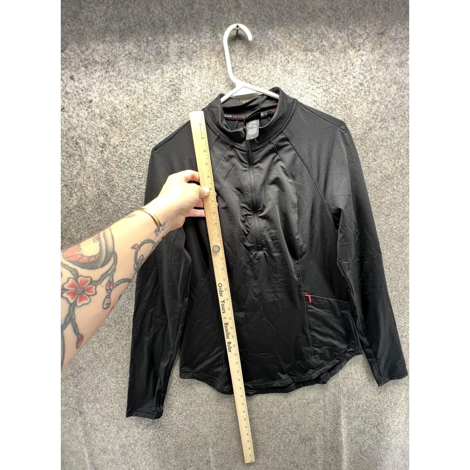 Spyder Spyder Active Pullover Womens Medium Black 1/4 Zip Long Sleeve Performance Top Shirt Womens M Black 90% Polyester 10% Spandex Activewear 4 Seasons Size M / US 6-8 / IT 42-44 - 4 Thumbnail