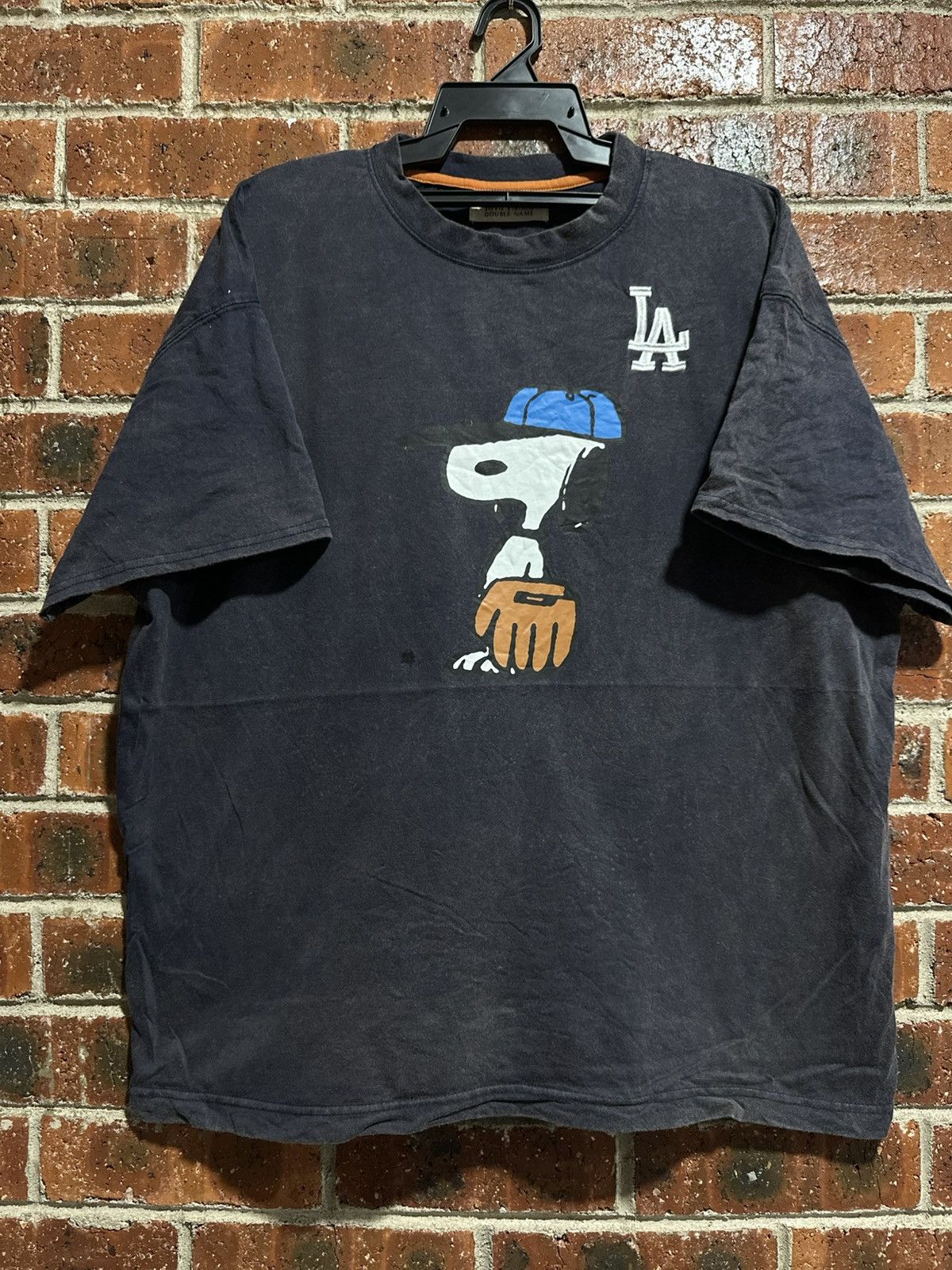 Other Vintage Peanuts X Dodgers Mlb Sun Faded Tee Size US XL / EU 56 / 4 - 2 Thumbnail