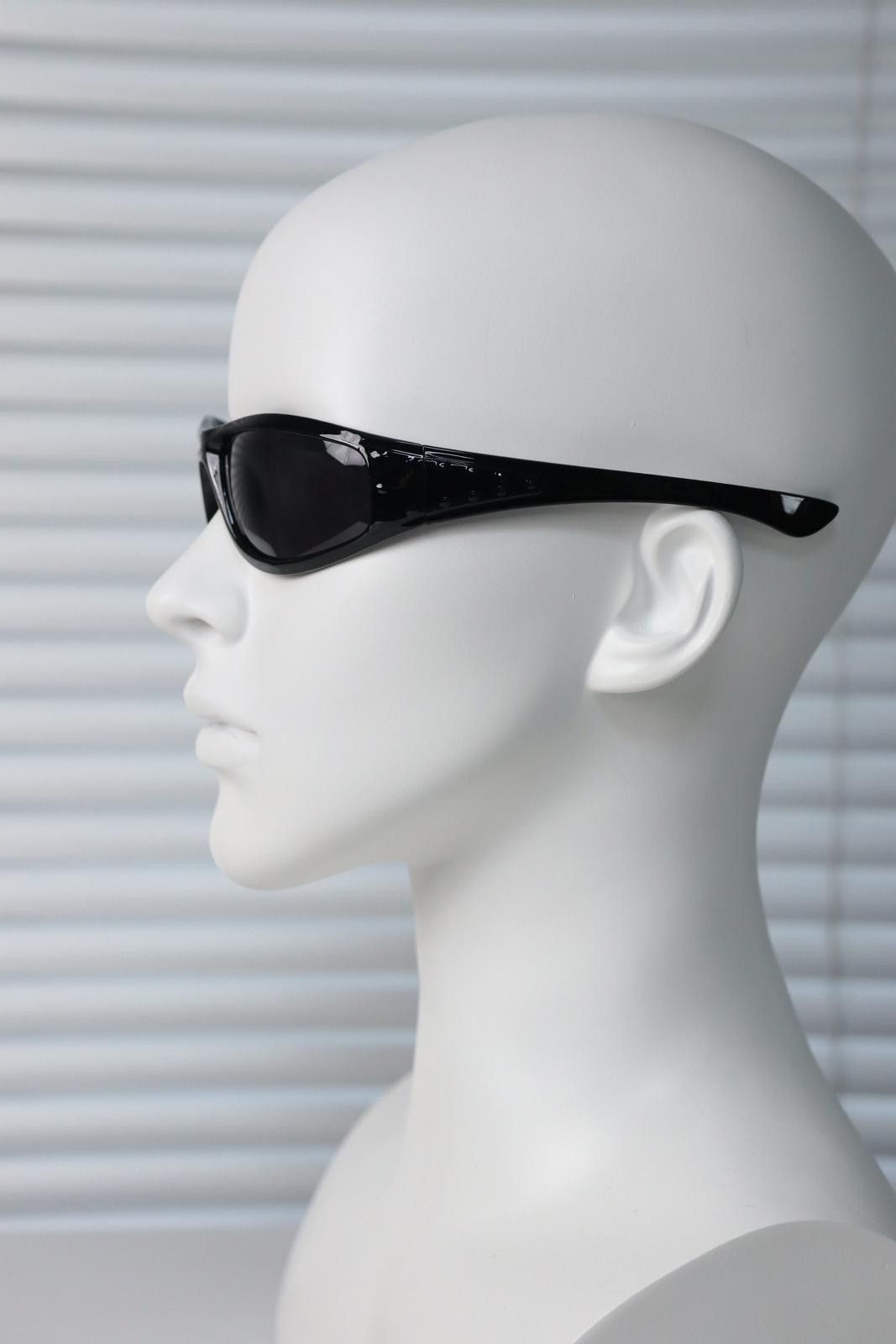 Other Vtg Y2k Avant Garde Futuristic Sunglasses Black Unisex OS Size ONE SIZE - 6 Thumbnail