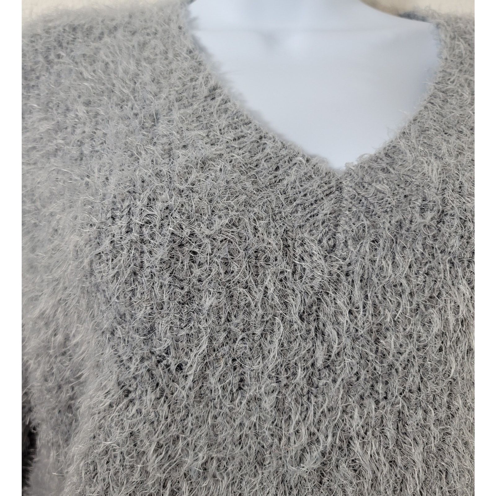 Other Pink Rose Gray Fuzzy V Neck Drop Shoulder Sweater Small Size S / US 4 / IT 40 - 5 Thumbnail
