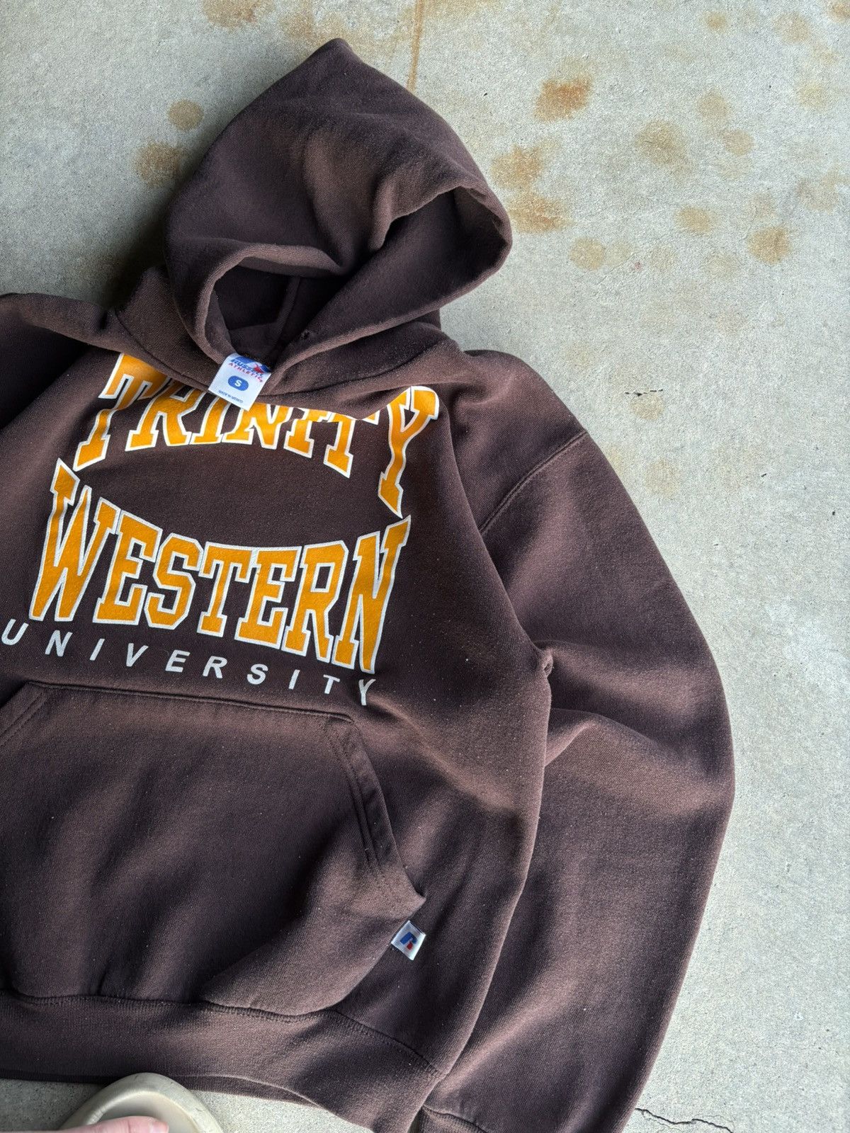 Russell Athletic Vintage 90s Trinity Western University Mocha Brown Hoodie Size US S / EU 44-46 / 1 - 6 Thumbnail