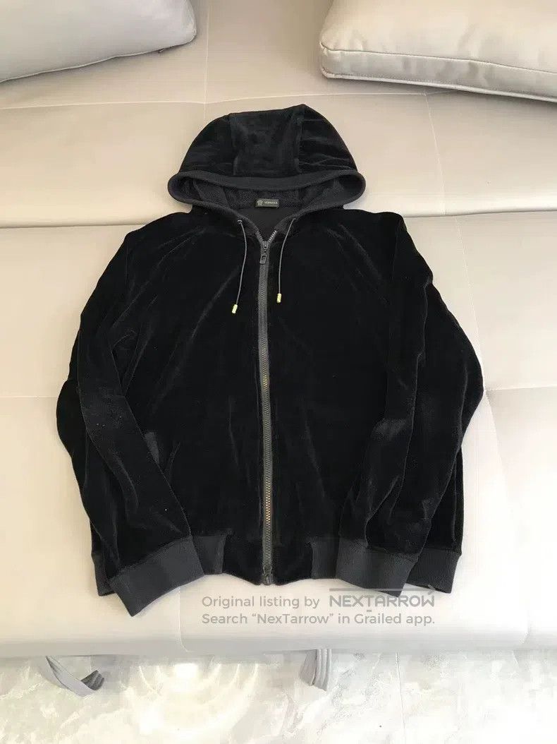 Versace Versace Black velvet Medusa sweatshirt jacket Size US XXL / EU 58 / 5 - 2 Thumbnail