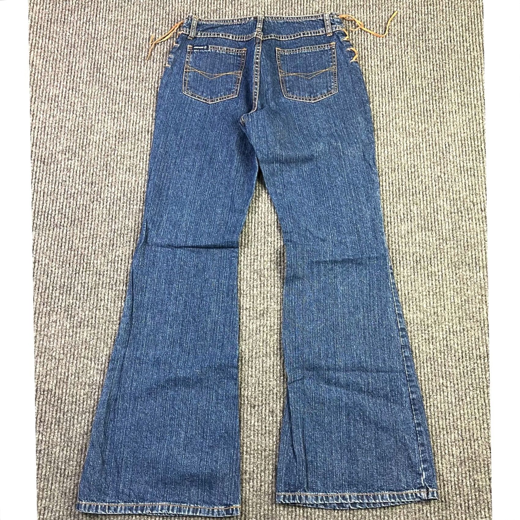 Jordache VINTAGE Jordache Jeans Bootcut Blue Denim Women 7/8 Midrise 32 Inseam 100% Cotton Bell Bottoms Regular Rise Womens Size 7/8 So Cute Size 28" / US 6 / IT 42 - 3 Thumbnail