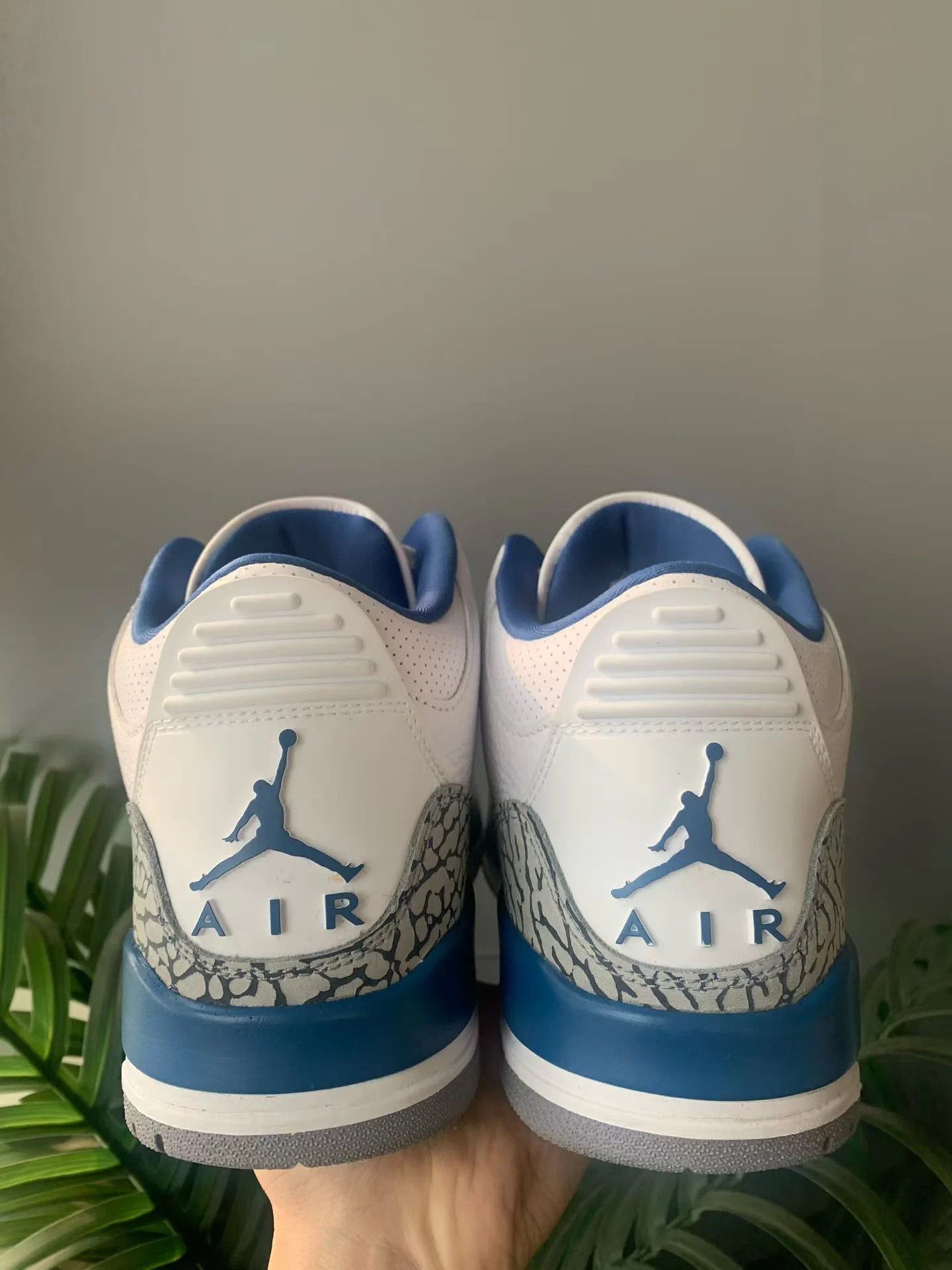 Nike AJ3 Wizards 43 2xWorn with Box Original Insoles Size US 10 / EU 43 - 7 Thumbnail
