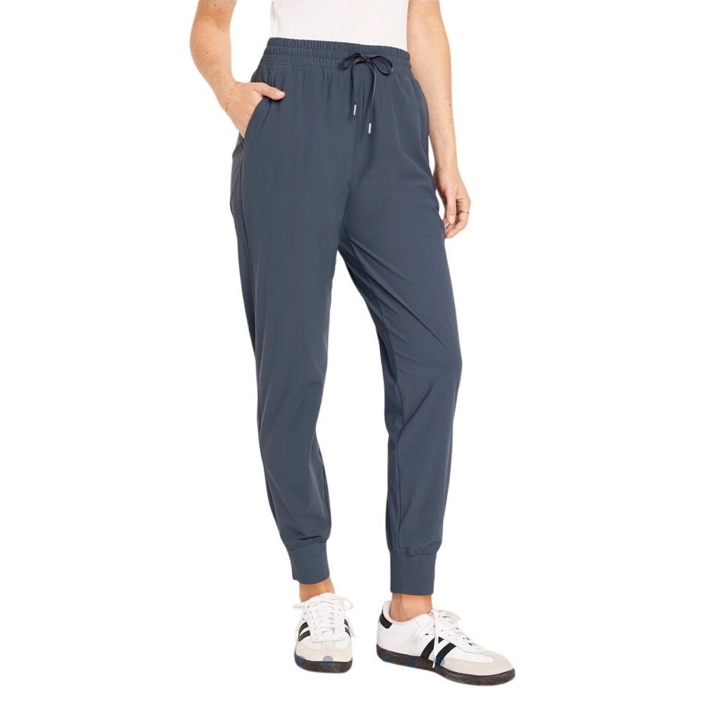 Old Navy Half Zip Bounce Fleece Pullover with joggers Size medium Size 30" / US 8 / IT 44 - 4 Thumbnail